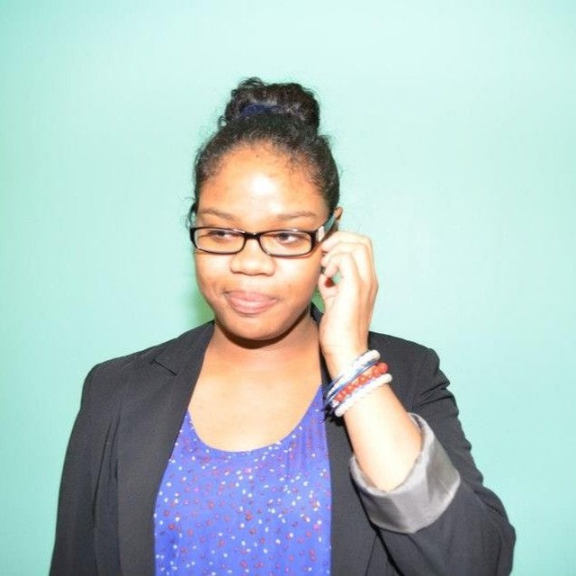 This is a photo of me in 2012.⠀
In 2012, I surrounded myself with bad-ass women, femmes, and QTBIPOC academics at York University. When taking pictures, I hardly smiled with teeth, and started going to events/excusions alone because my friends weren'