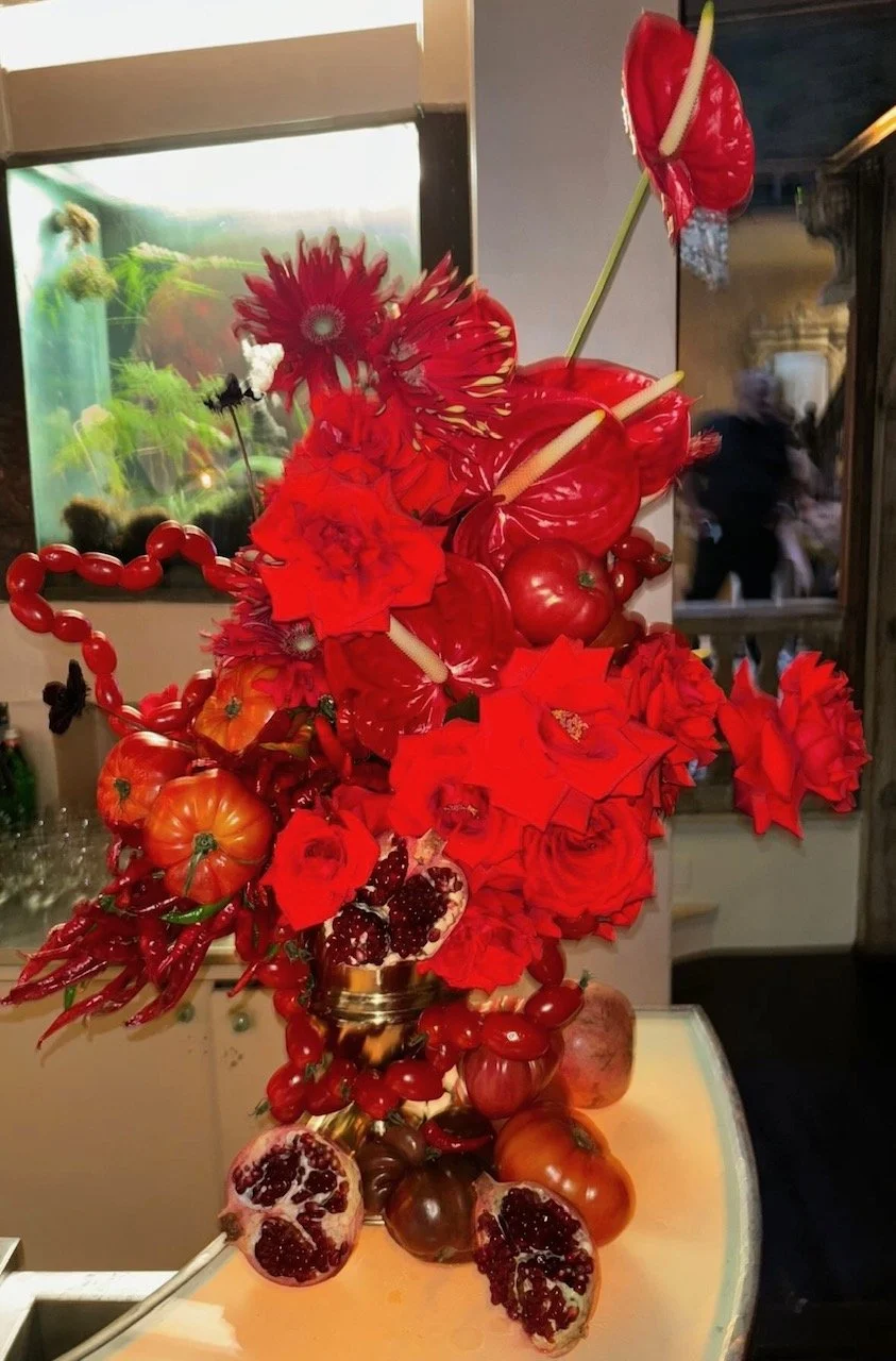Bar Arrangement for Dead Flowers