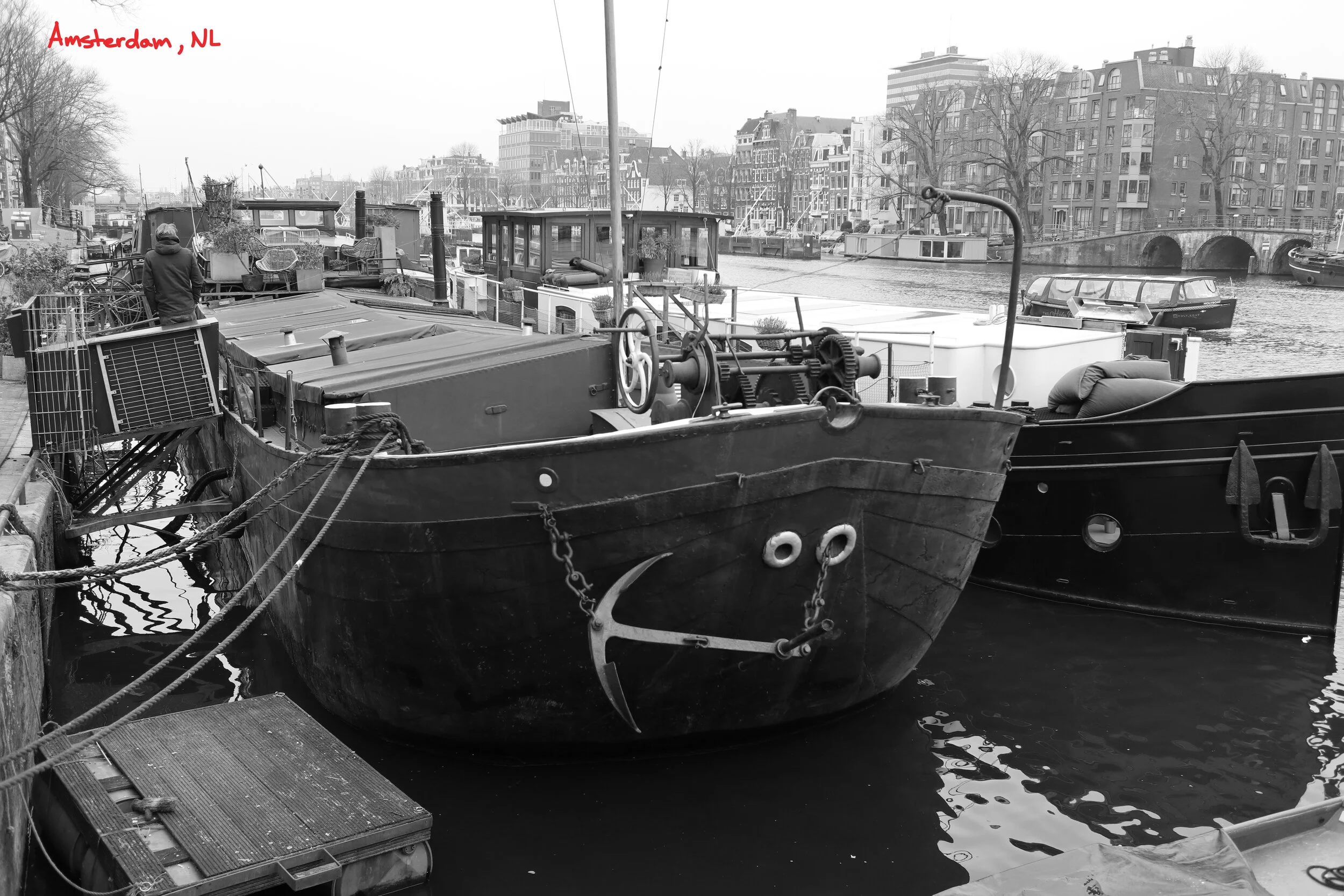 BoatBW copy.jpg