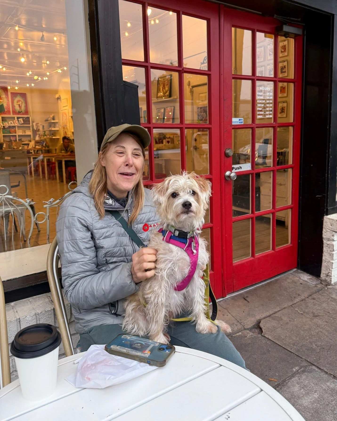 🐶☕ Coffee shop vibes are better with a pup by your side.

To-go coffee, fresh air, and good company &mdash; this is what mornings at Henny Penny are all about.

Bring your furry friend, grab a cup, and enjoy our sidewalk seating with us. 💛