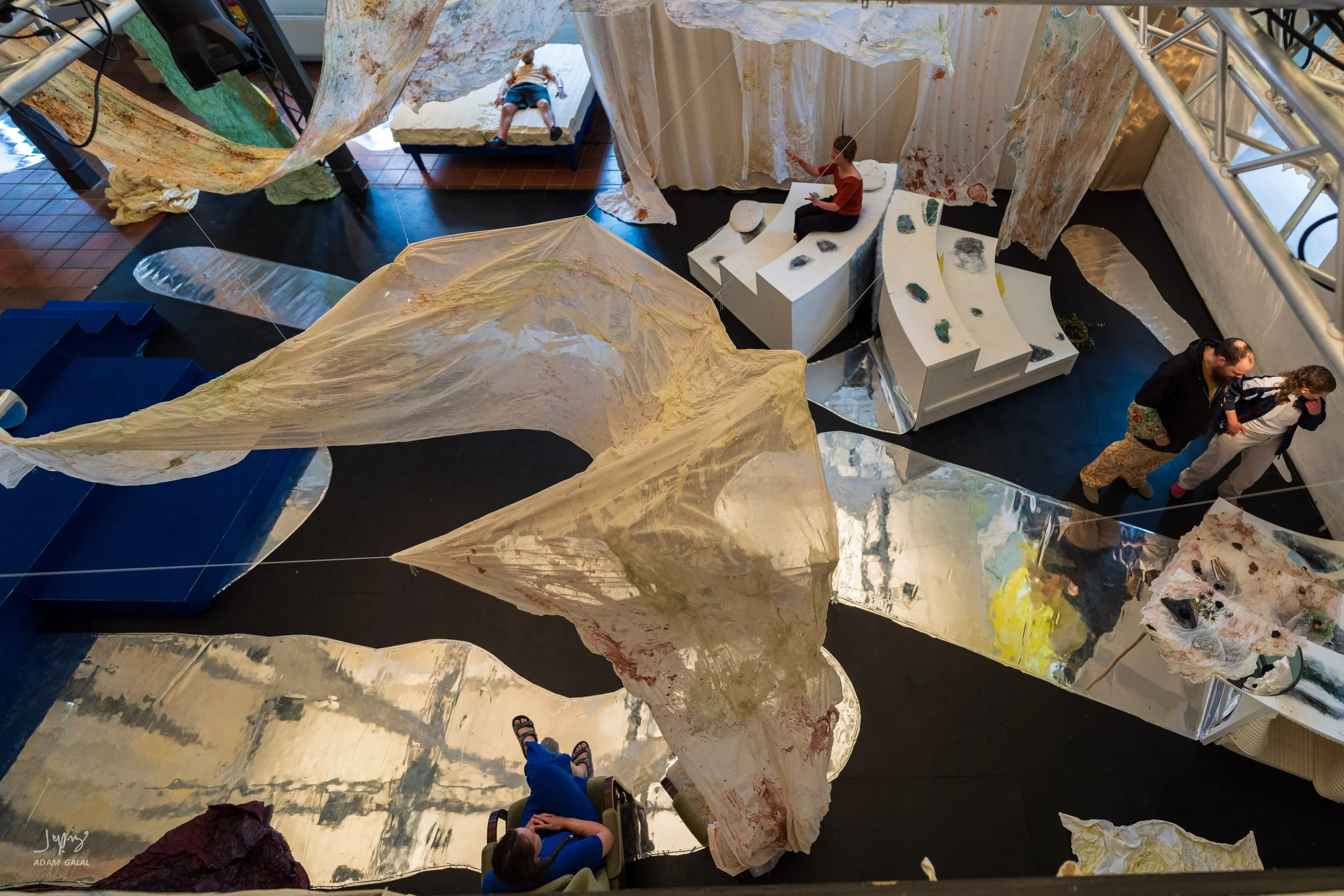 finne ro i en annens kropp - Visitors-47.jpg