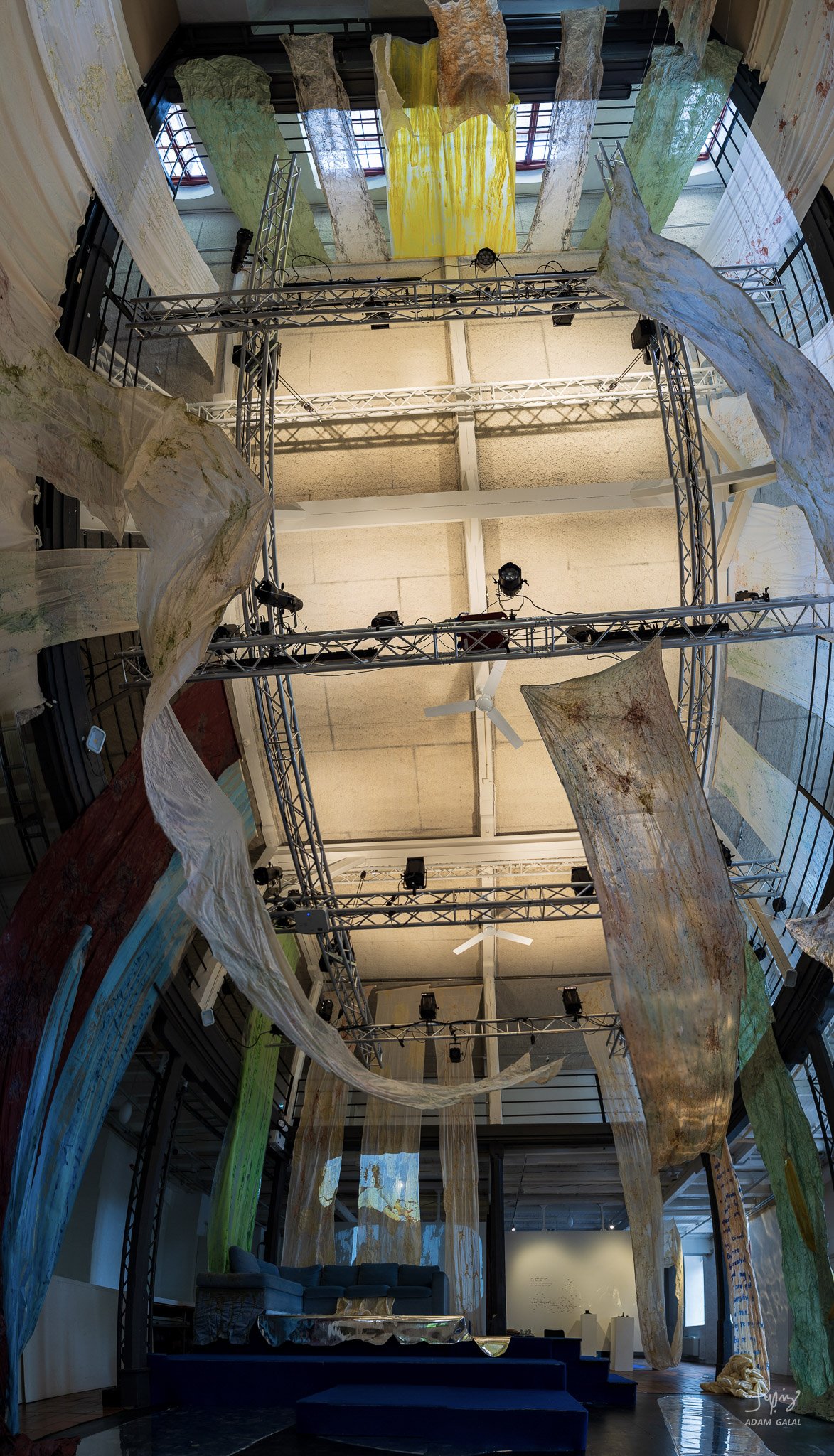 126-finne ro i en annens kropp - Interior-126.jpg