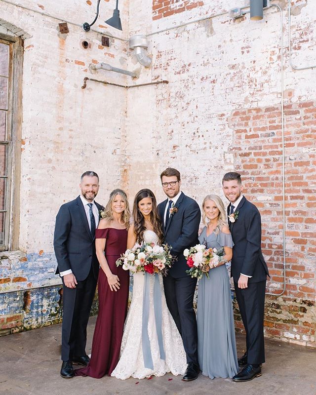 We&rsquo;ll provide the patio...you provide 6 perfectly photogenic people!! {how is this even possible?!} Honored for our venue to be blessed with so much BEAUTY!
.
.
.
#theengineroomga #monroega #industrialchicwedding #weddingvenue #brideandgroom #g