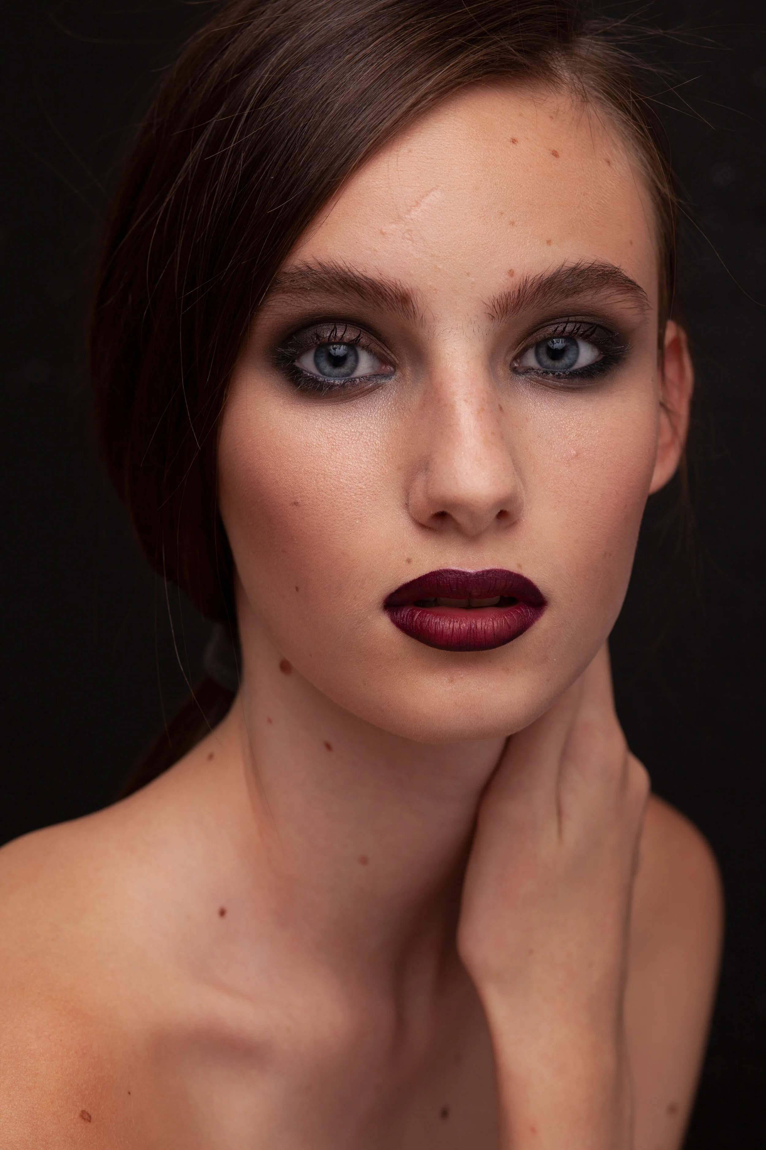 retouch_girl01_original.jpg