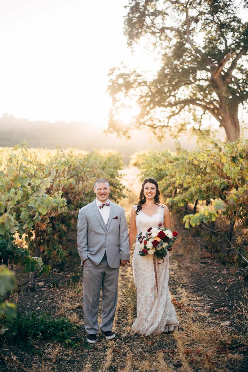lcfloraldesign.com | LC Floral Design | Hammer Sky Vineyard Weddings | Ken Kienow Photography | Wedding Florist in Central California