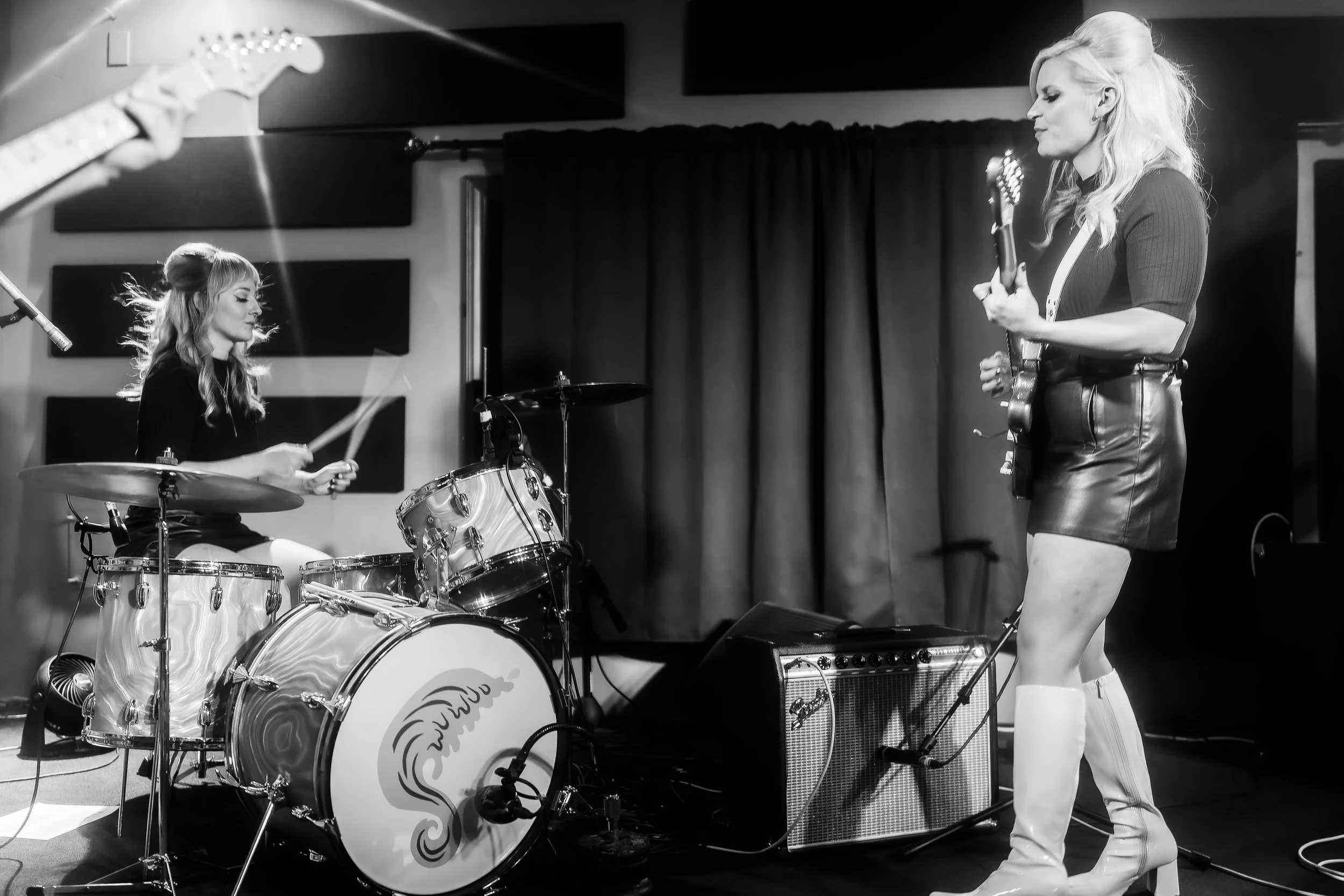[EVP-SQ] 2024.02.21 - The Surfrajettes at The Starlet Room - Gallery Exports (25 of 49).jpg