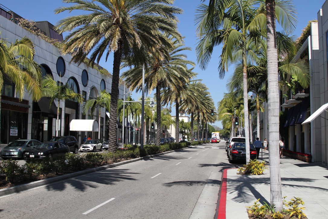 Rodeo Drive, Beverly Hills — Globe Hopping with Irma