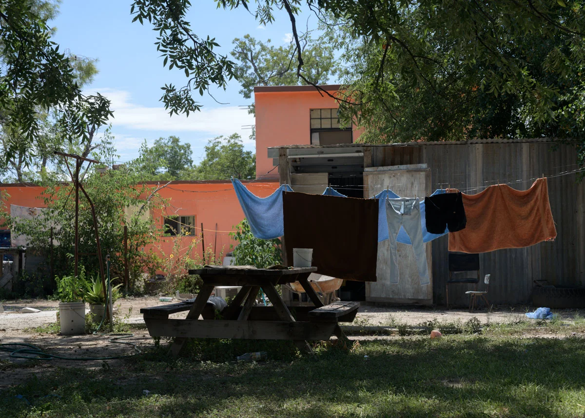 afuera_de_la_casa_de_angelica.jpg