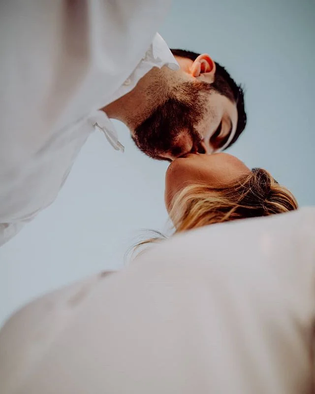 Not everyone can rock this angle like these two 😂 @angelag322 @likejeffbutgeoff