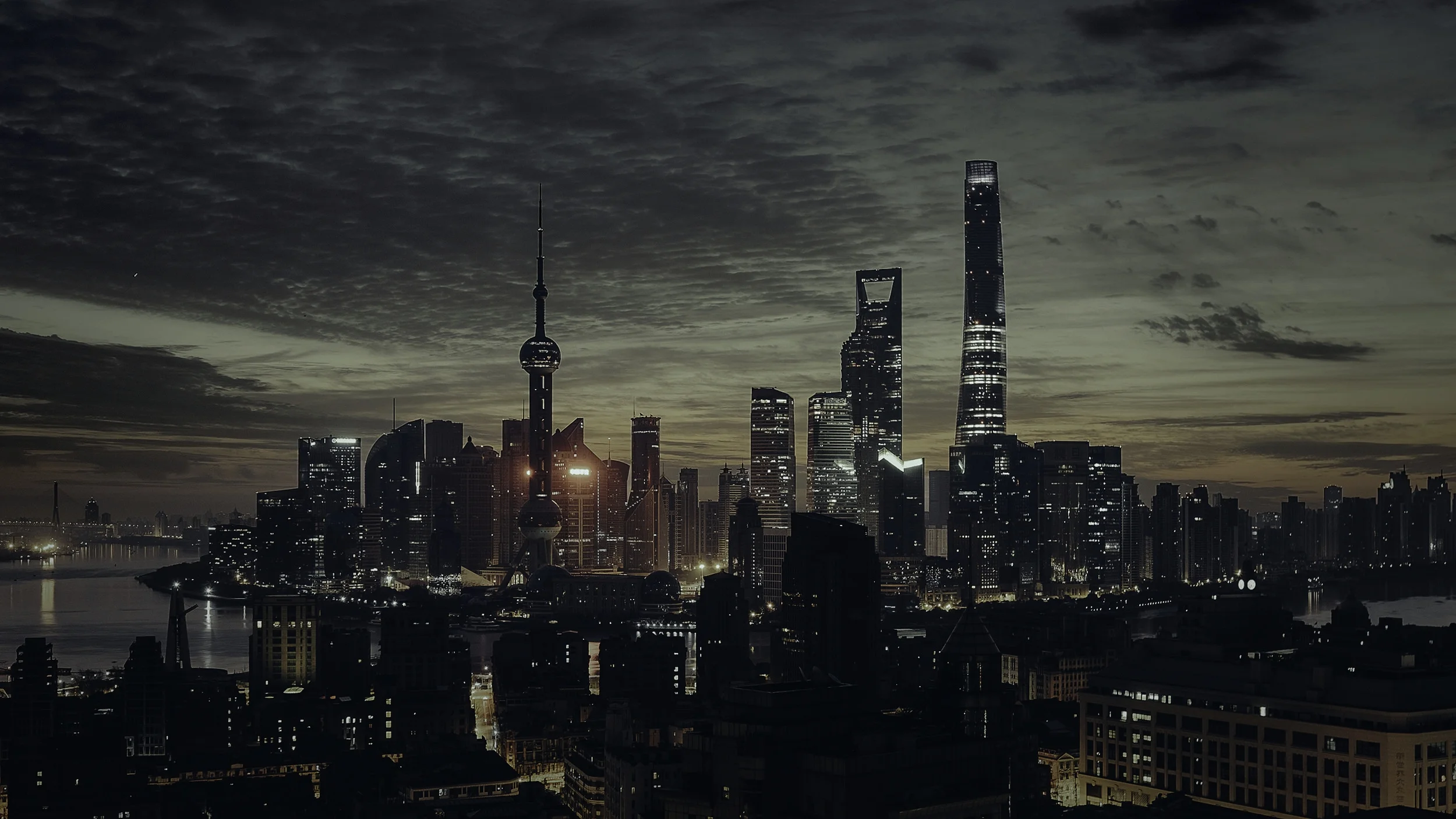  Our clients are industry leaders located around the globe. The diverse clientele of REA span a variety of industries such as fashion, cosmetics, games, toys, sporting goods, and footwear. 