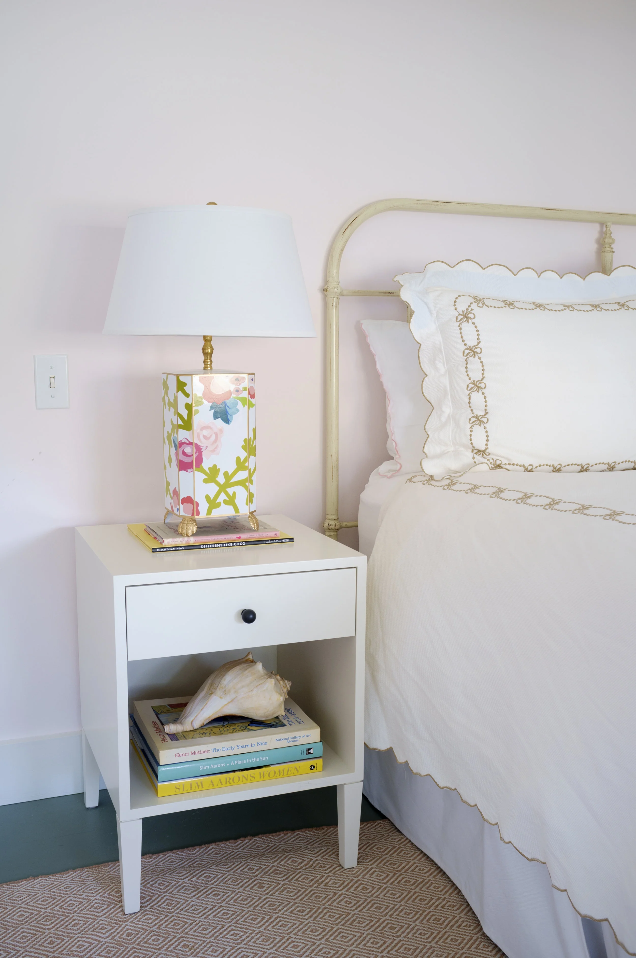 Warren Bedside Table, Paperwhite Paint, Small