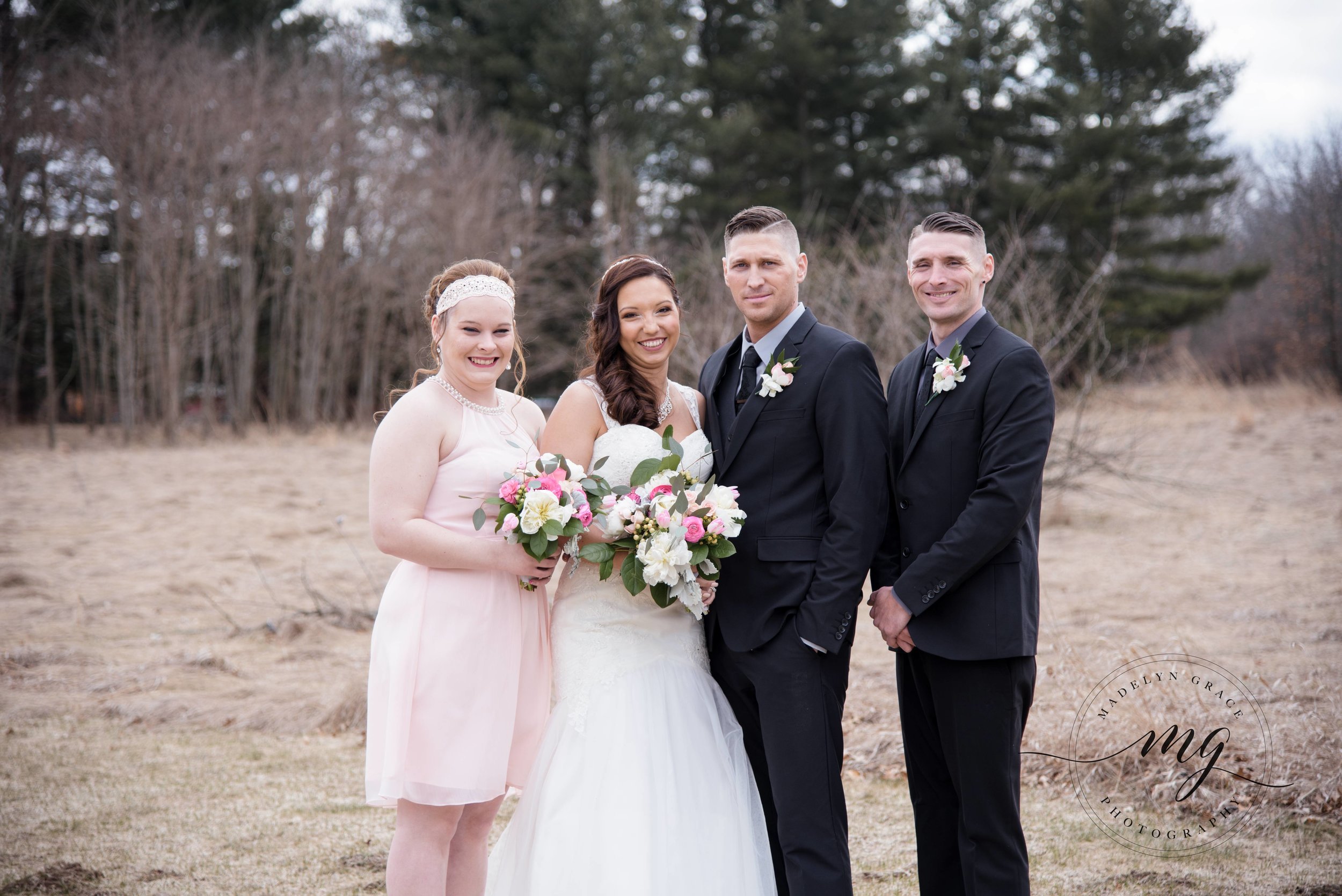 Michigan_wedding_photographer_bbridal_party.jpg