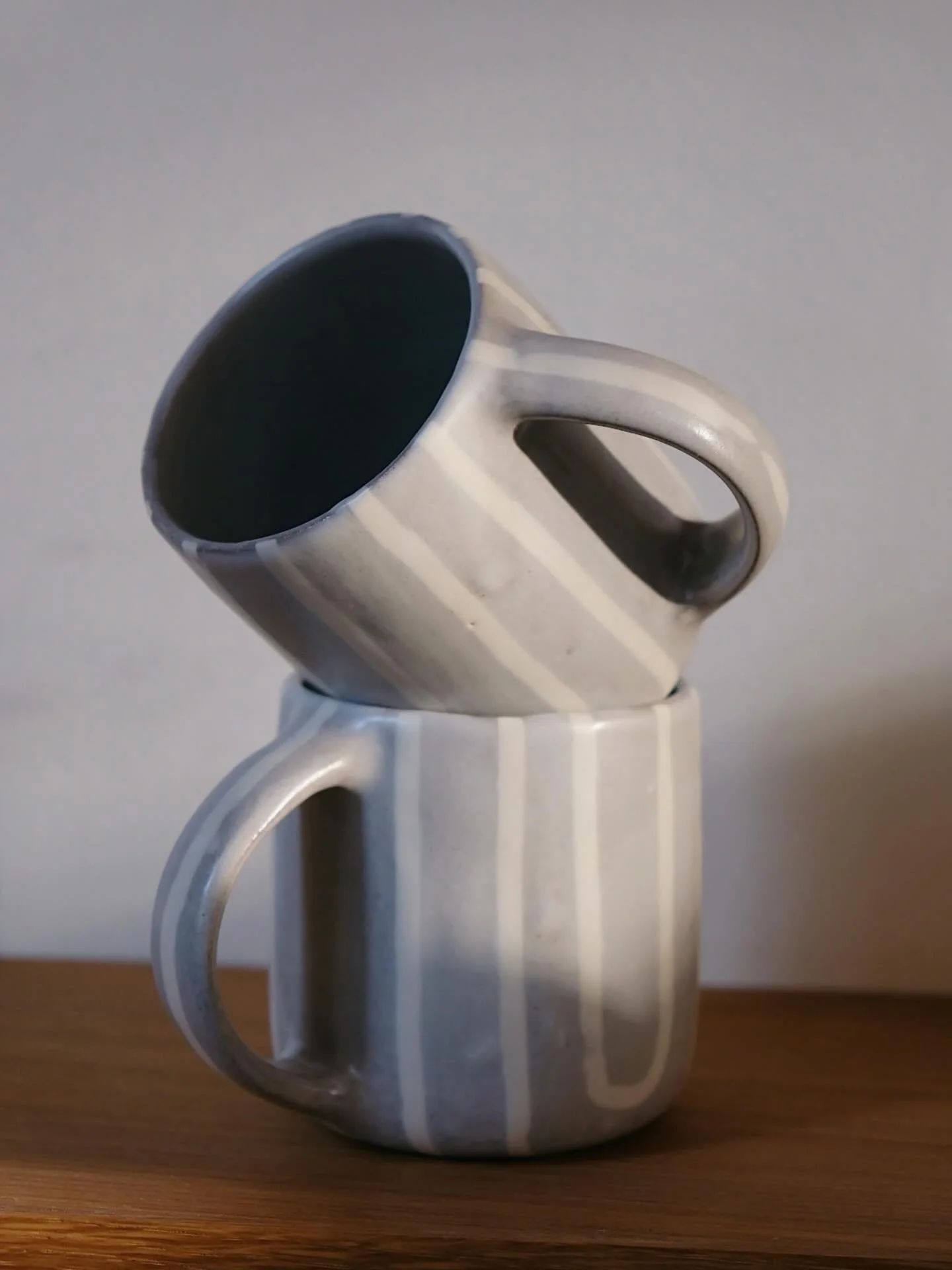 A couple lil striped mugs will be up for adoption at the Bowen Craft Fair. 
Dec 7, 10-3, in the school gym 🎁