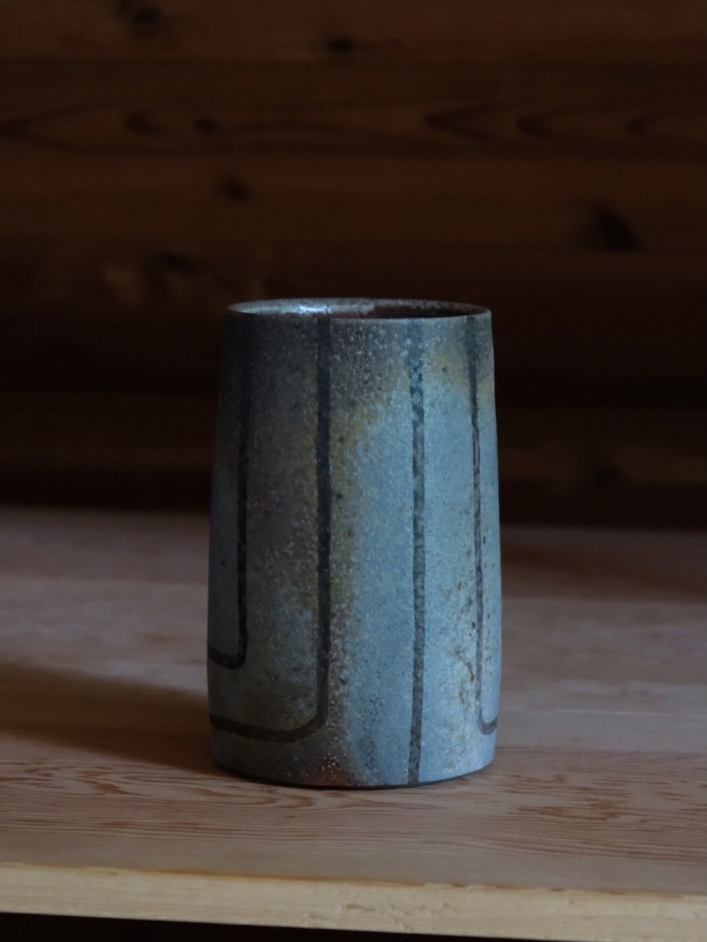 Slowly going through the treasures from the wood kiln. This vase was at the front and got a good hit of ash from falling logs and the general chaos of the firebox. A favourite for sure🔥
Clay - PSH 580
Inlay - 580 slip mixed with dark brown underglaz
