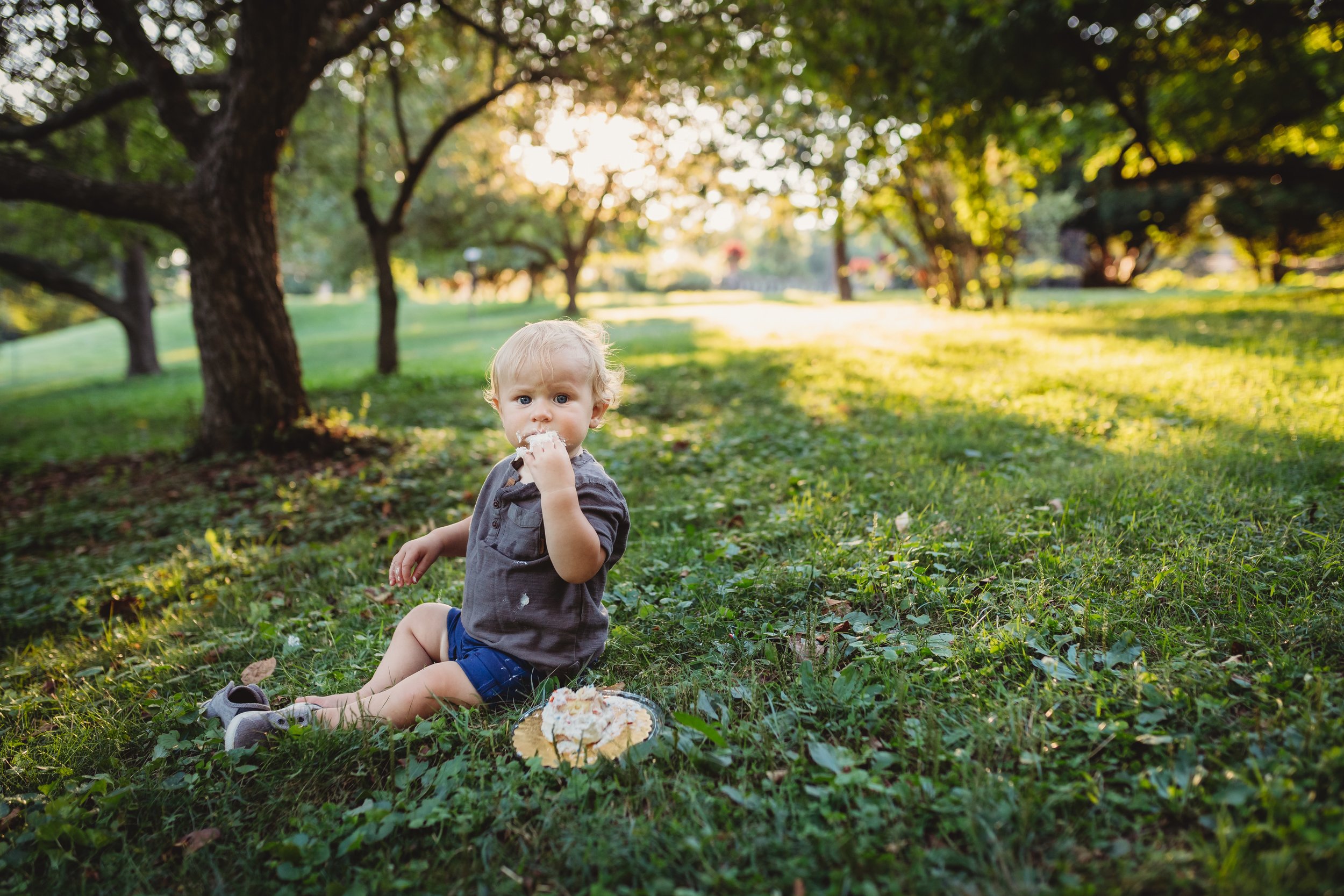 First Birthday Photo Session with Desiree Hoelzle Photography in Morris Arboretum