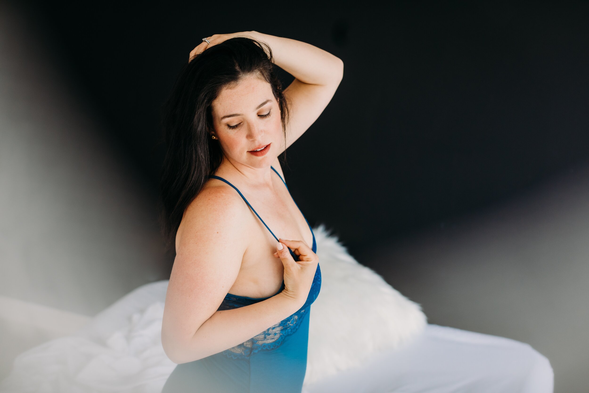 Newtown PA Boudoir Photographers_ Desiree Hoelzle Photography