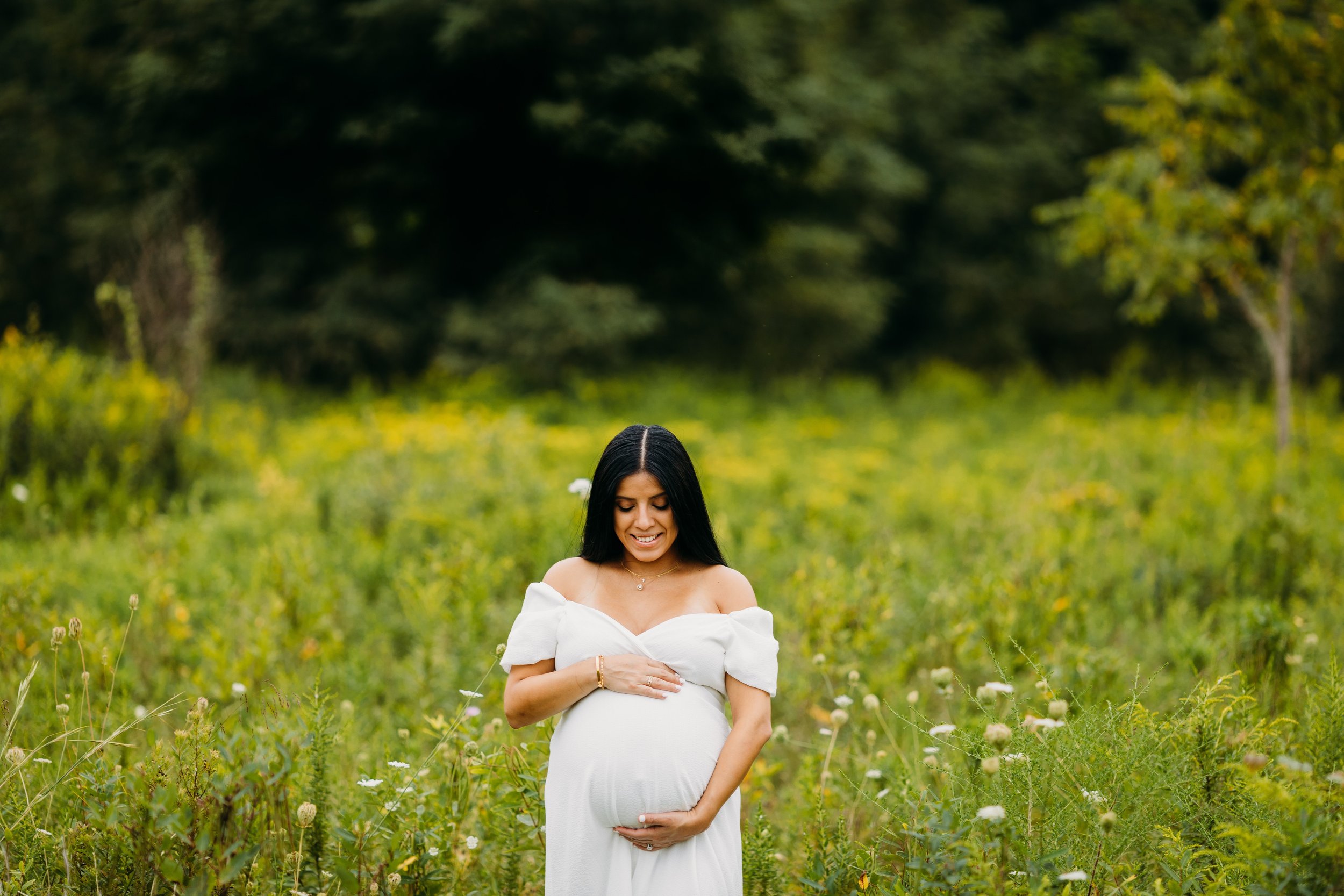 maternity photographers in bucks county PA _ Desiree Hoelzle Photography
