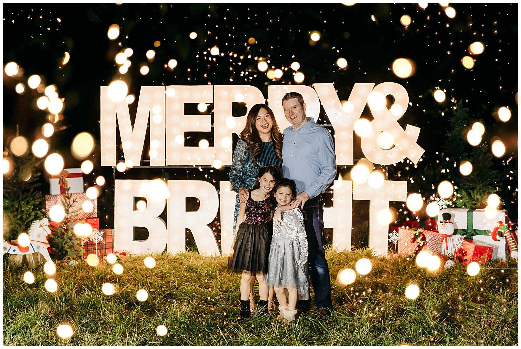 Bucks County Christmas Lights Mini Session _ Desiree Hoelzle Photography