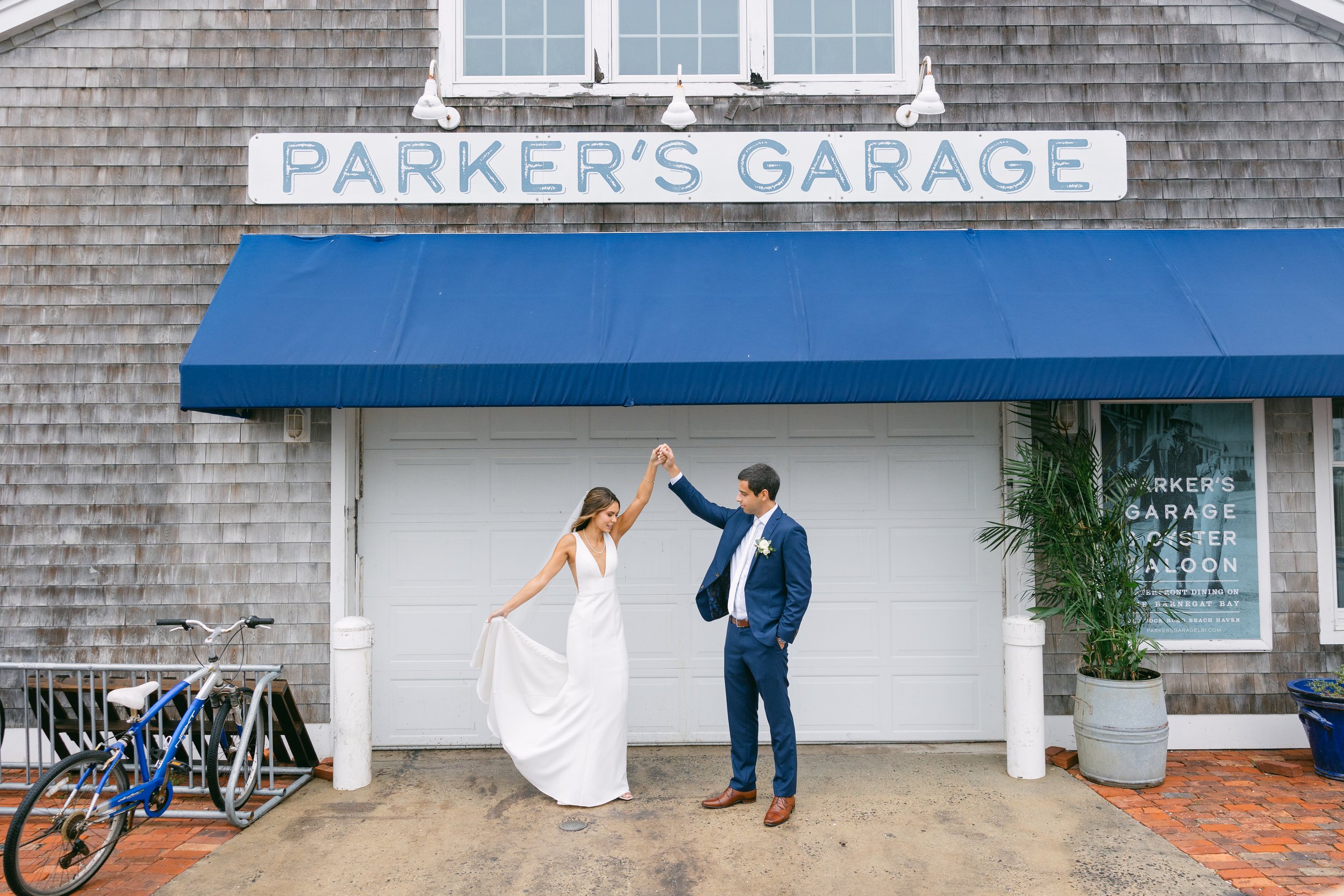 Parkers Garage Wedding LBI_ Desiree Hoelzle Photography