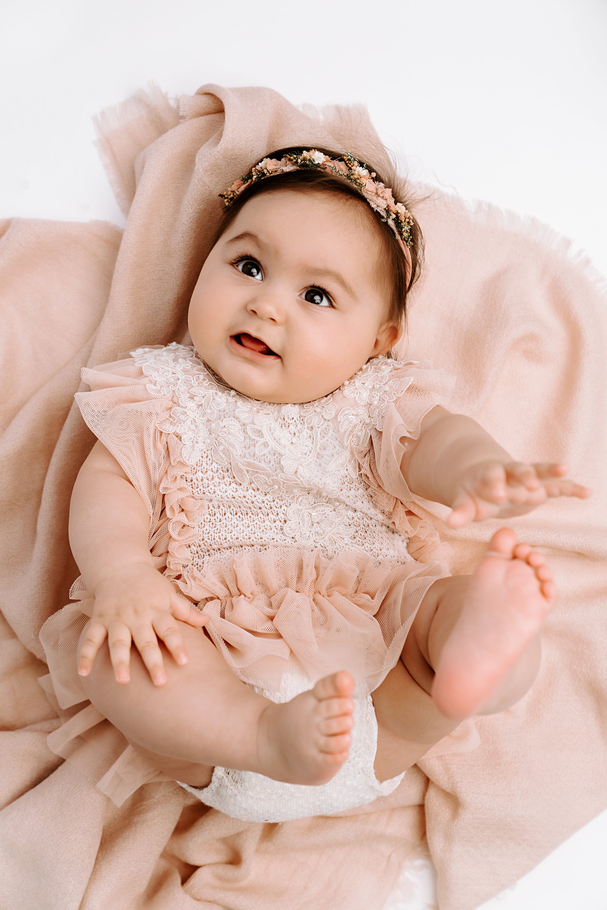 Mila6mo-11.jpg