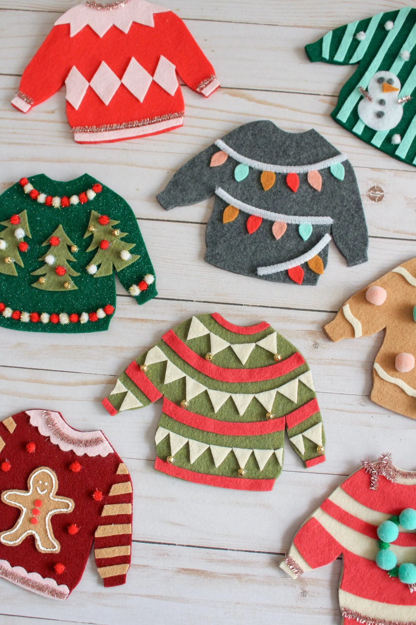 DIY Ugly Christmas Sweater Gift Bags