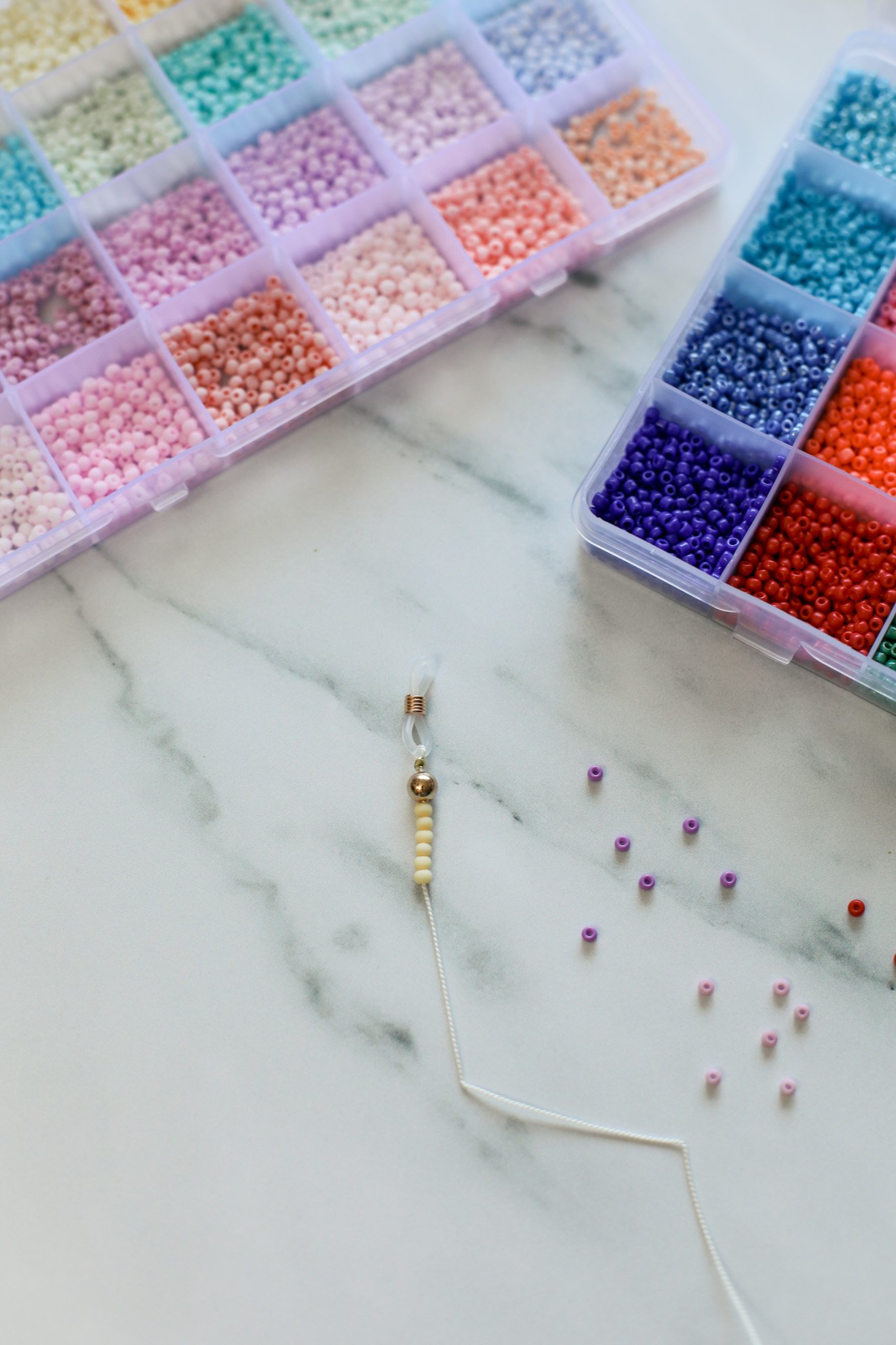 DIY Beaded Daisy Sunglasses Chain — Entertain the Idea