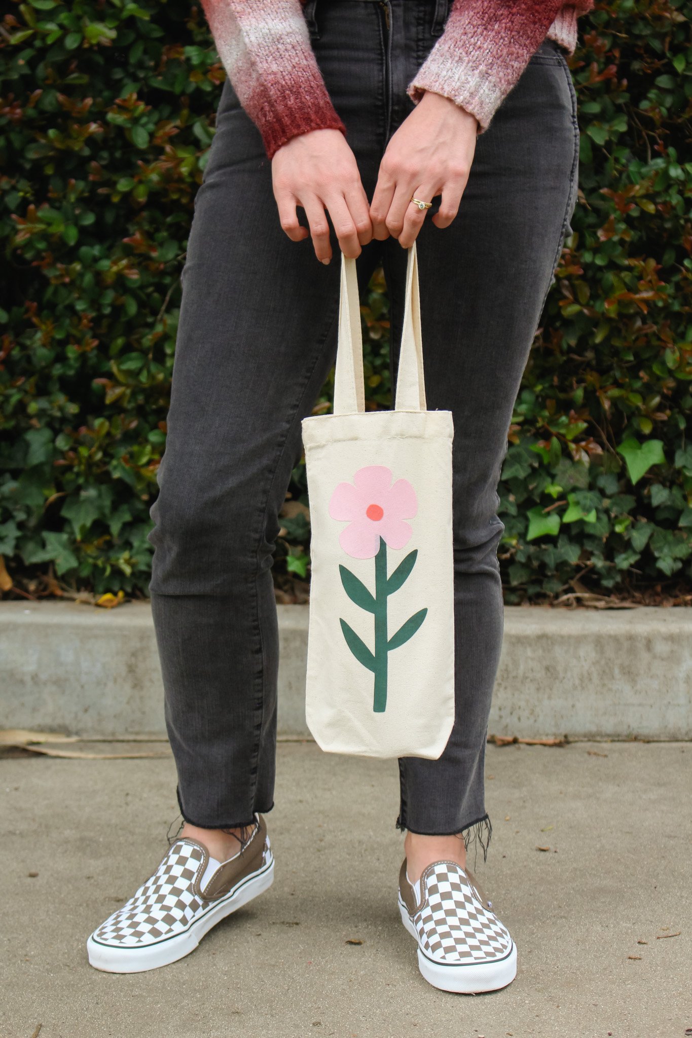 Flower Wine Gift Bag DIY — Entertain the Idea
