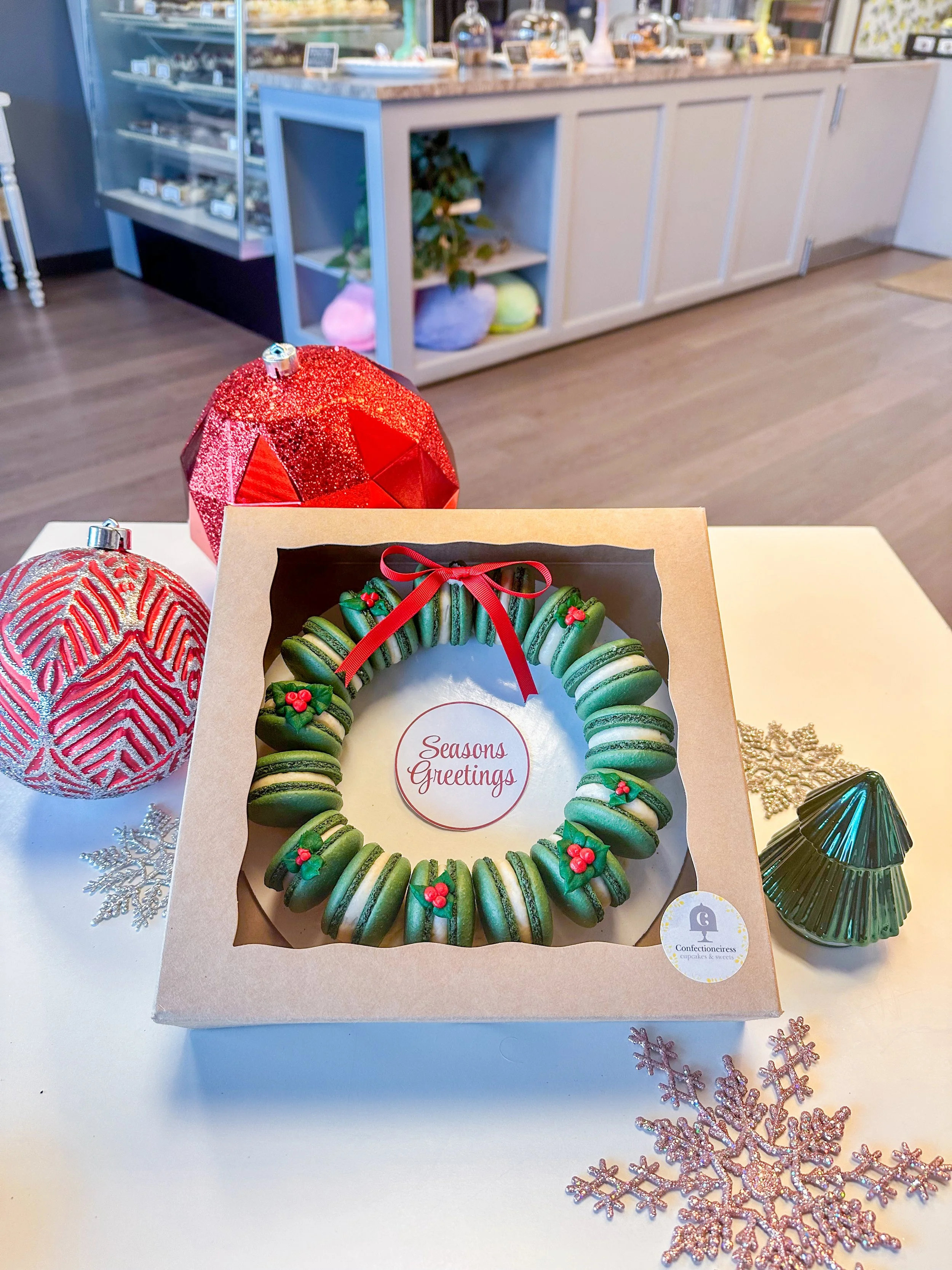 XMAS Macaron wreath.JPG