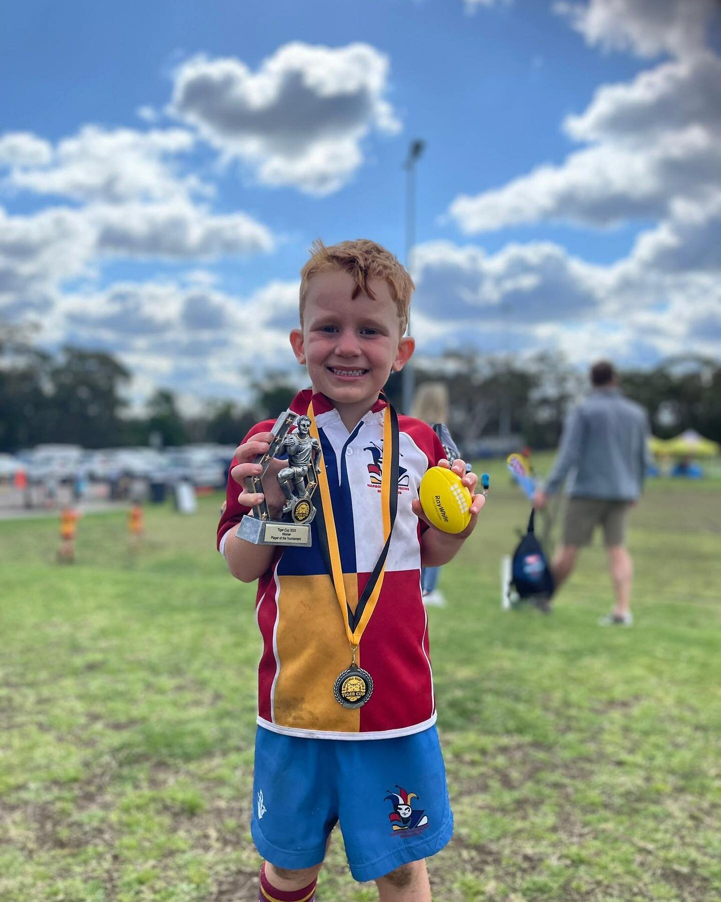 Congratulations to legend Luke who took out the U6 player of the day at Wahroonga tigers cup today. Well done champion and to the whole team who came 2nd in the relay. Thanks for a great day out @wahroongarugby