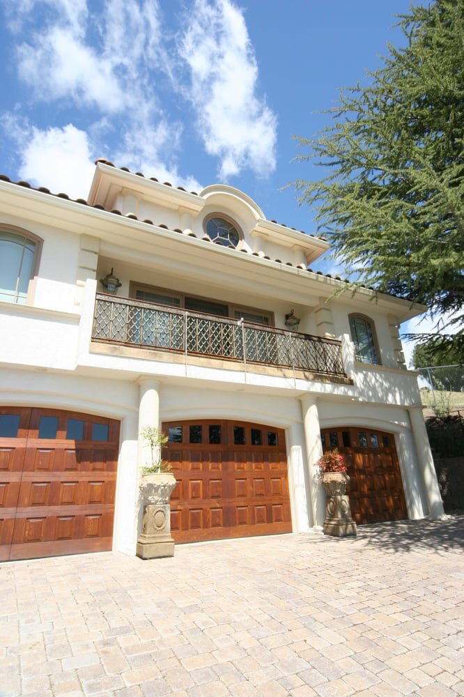 garage additions to Tuscan style home in Danville