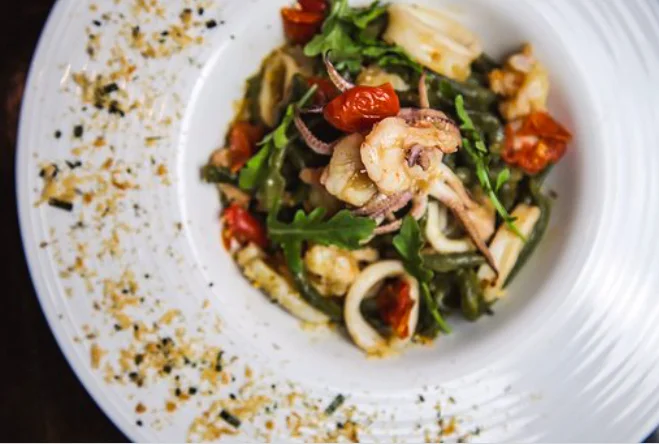 Spinach Bucatini with Seafood
