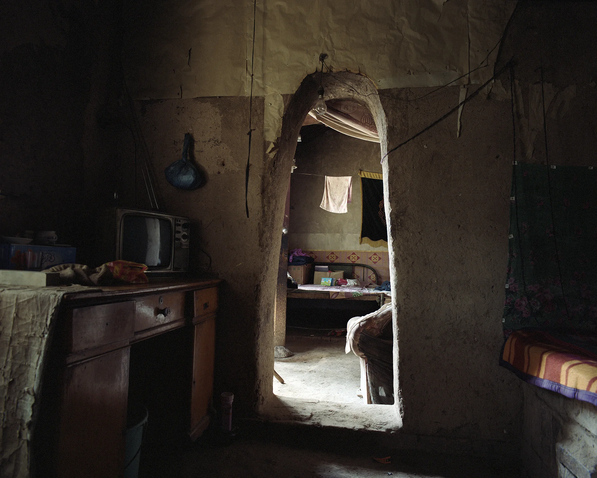 2007, Dawan - this small sideroom will be the new home for the second son .......when the family has saved enough money.