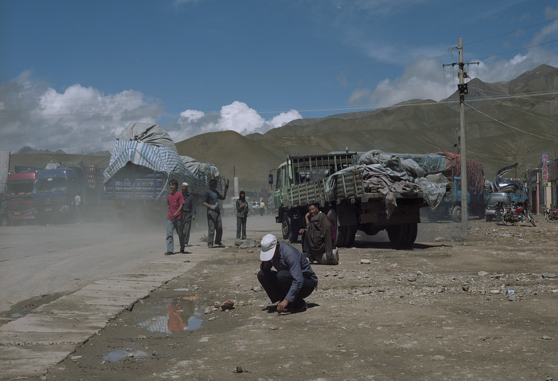 2007 Qinghai - The main road to Lhasa, Wenquan hot spring.