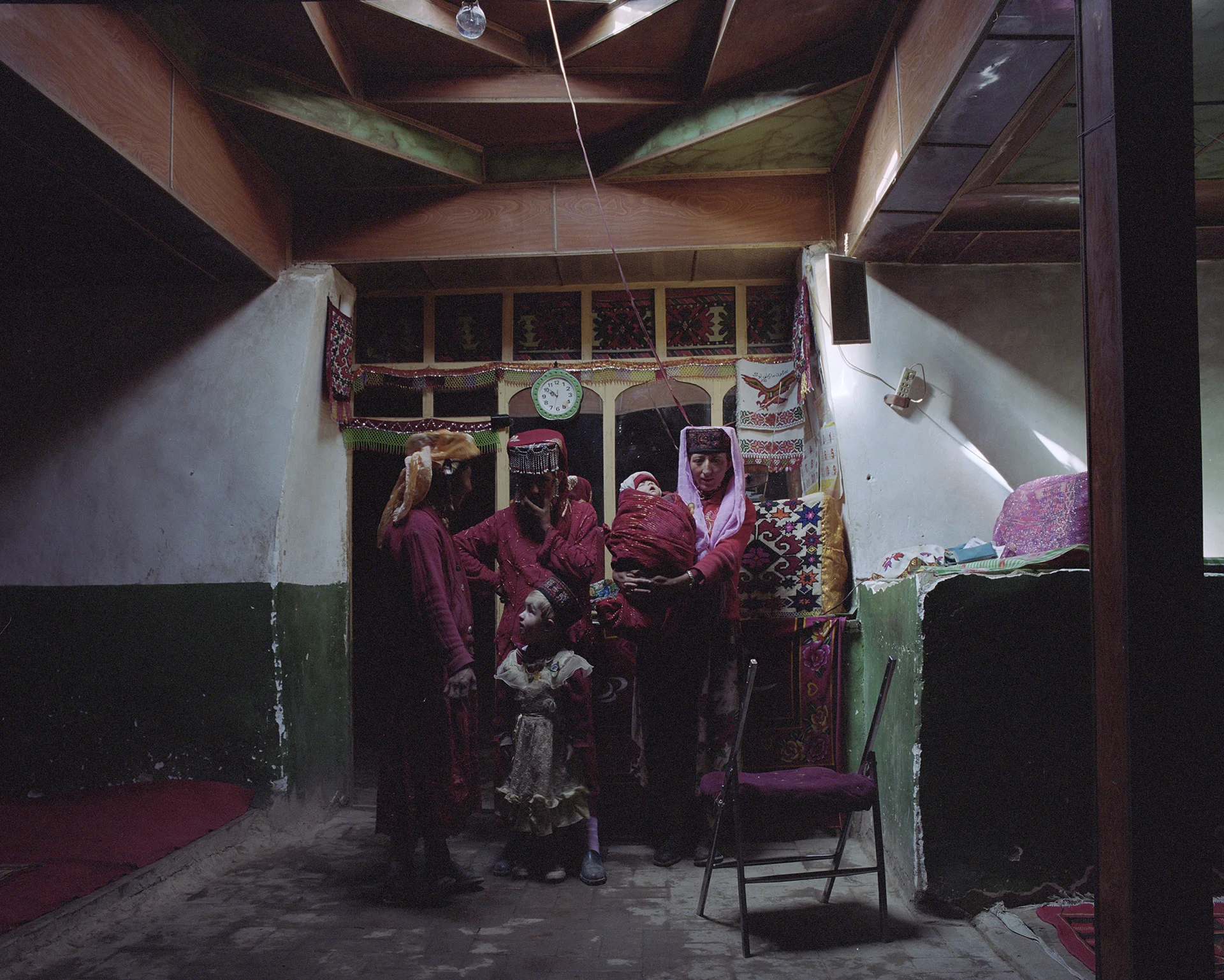 2007 Xinjiang - Tadjik women in their common room. 
