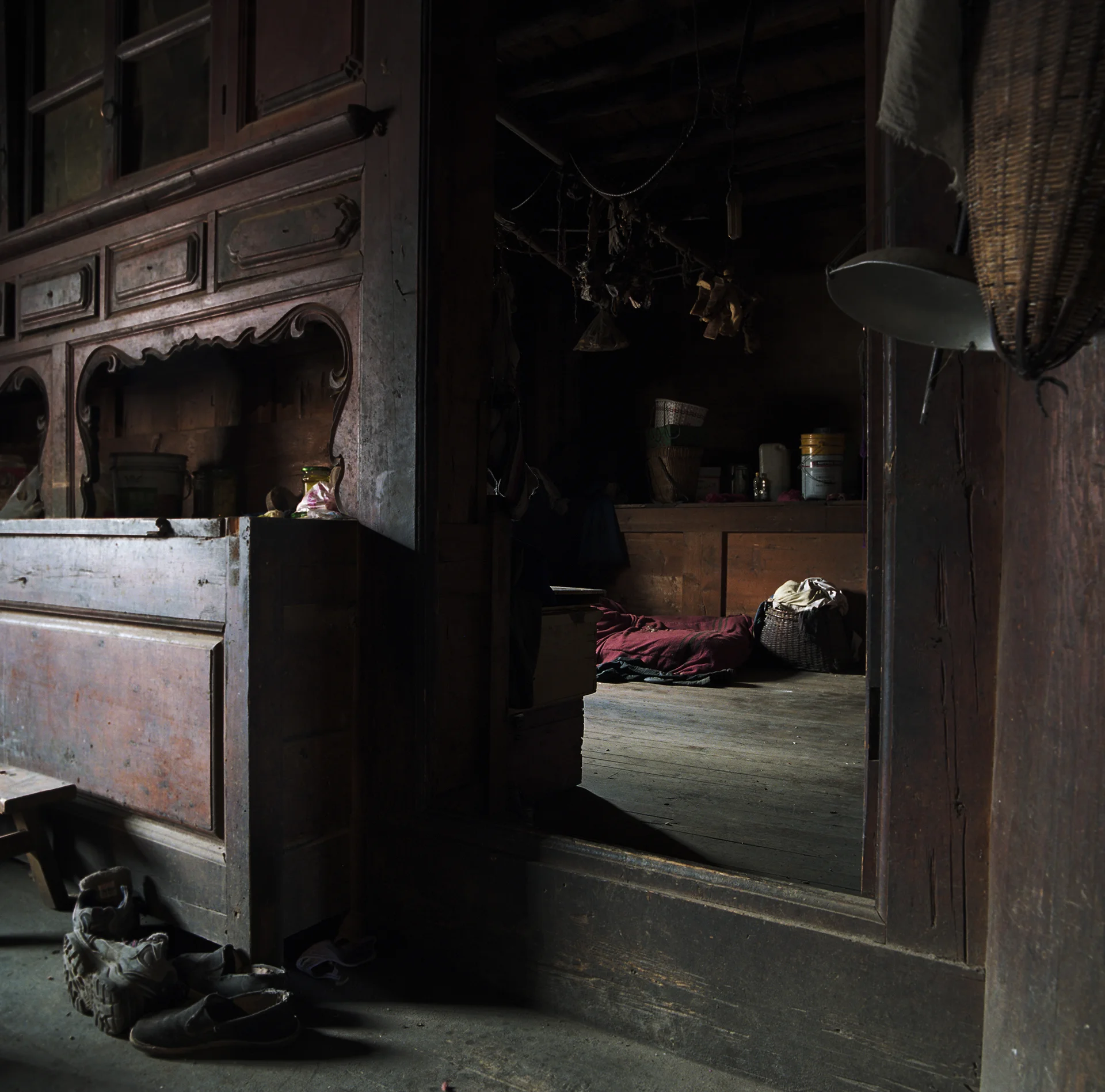 2010, Gezan - one of the sons in this house is a high monk. He has his own room and the family has to take care that they keep certain Tibetan religious rules.