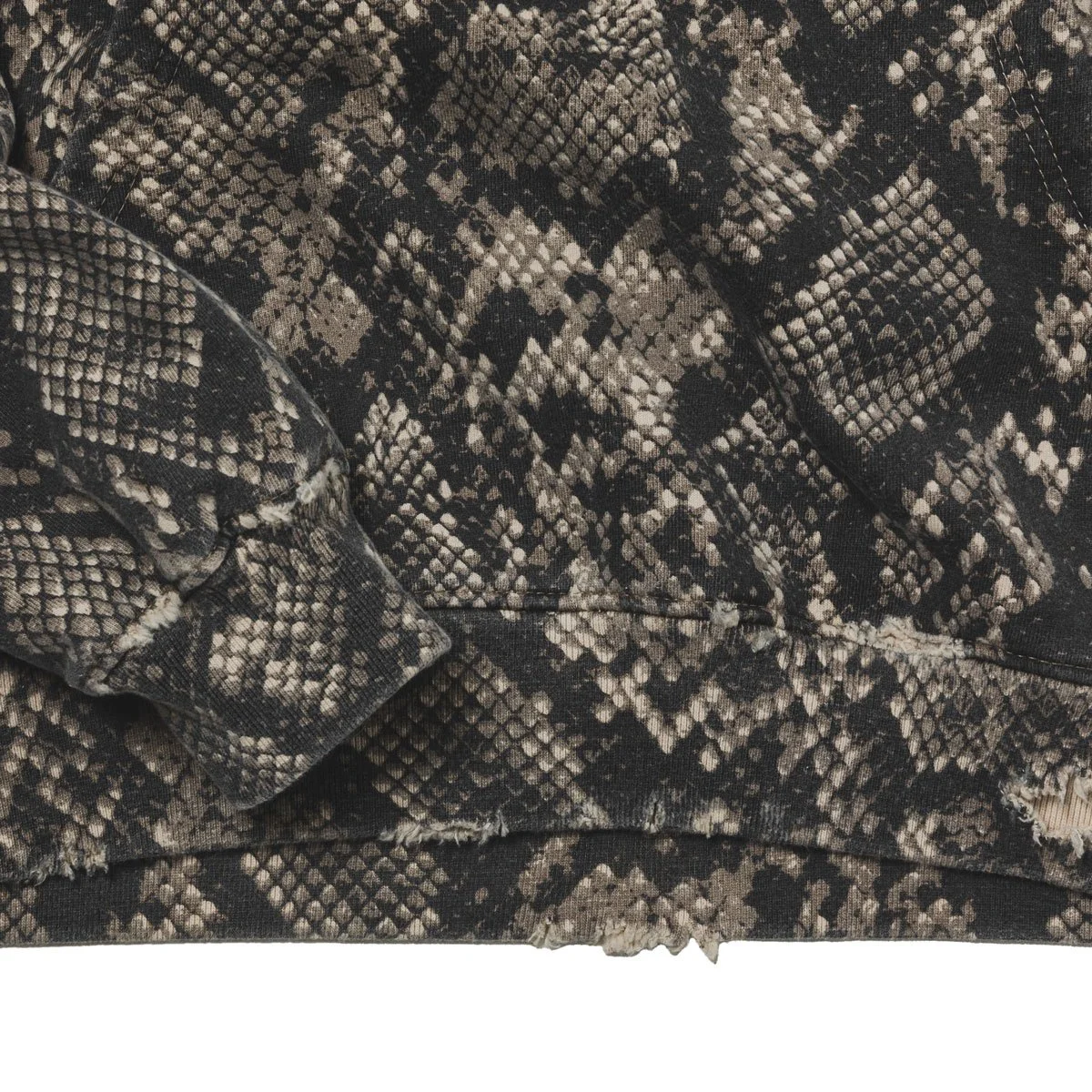 snake-hoodie_05.jpg