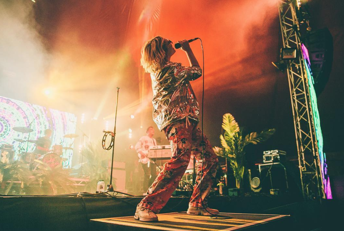 Photo: @ficklefriends