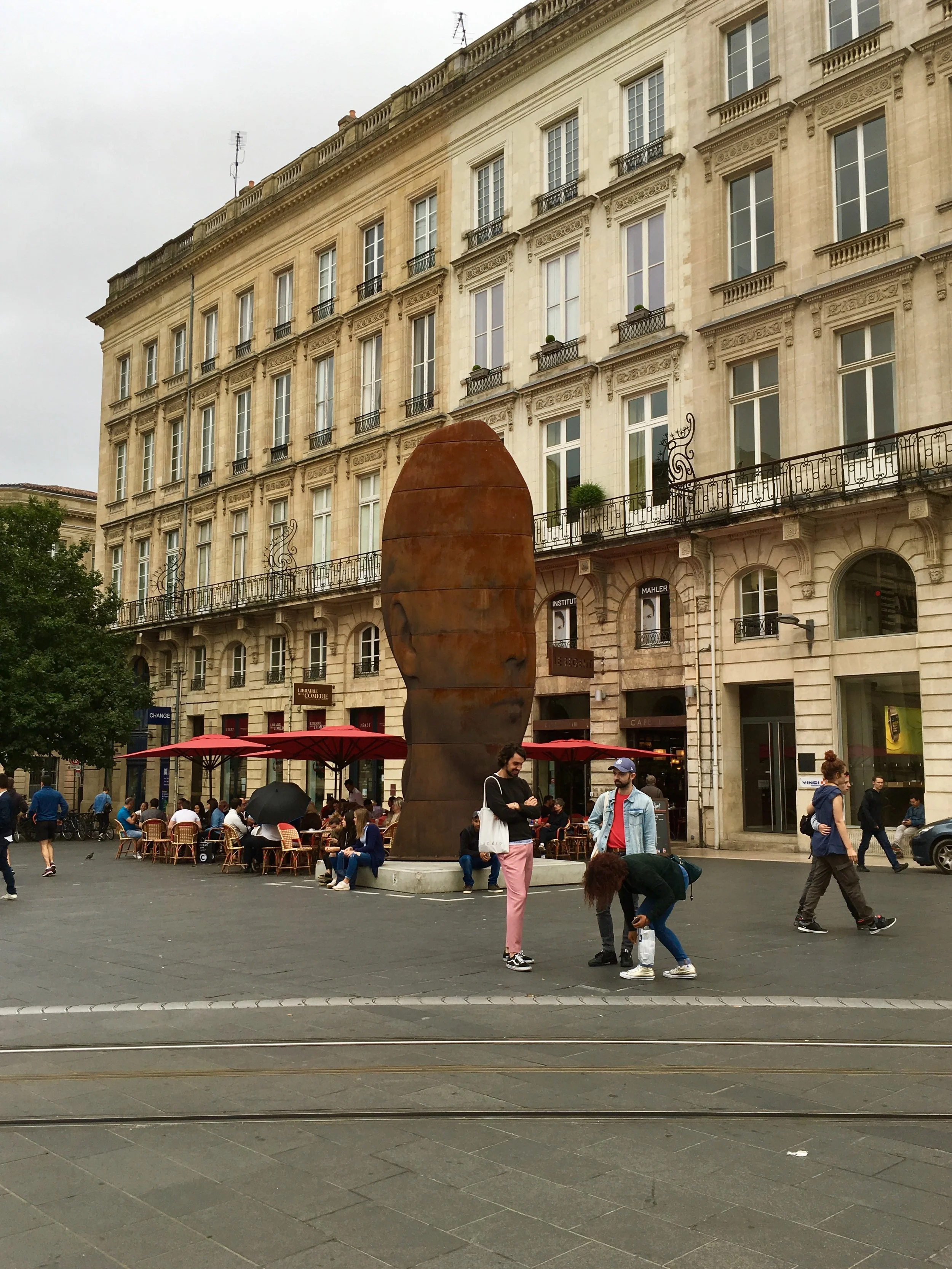 Travel with me to Bordeaux
