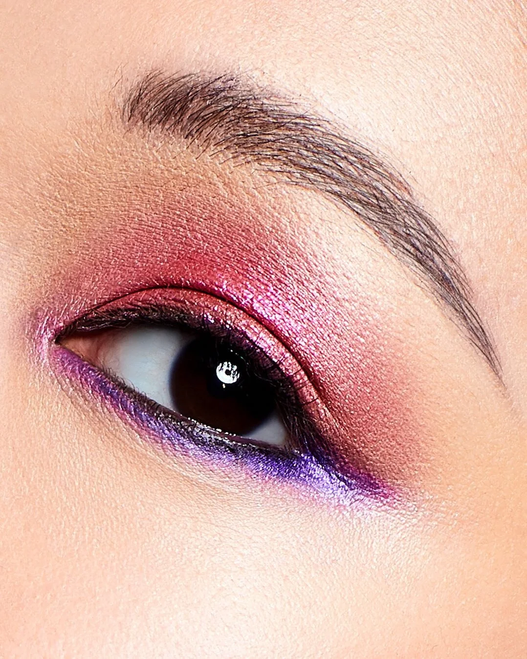 One of my fondest memories of 20 years of living in London was at the annual Notting Hill Carnival-the world&rsquo;s second-largest street festival. ⁣
The sun beating down on us, surrounded by friends, drink in our hands, glitter on my eyes and being