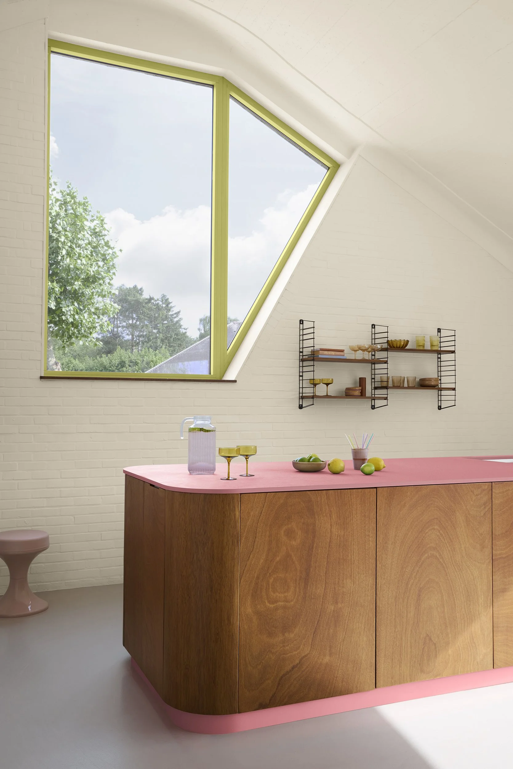 Photography: Debbie Debrauwer // Client: Boss Paint