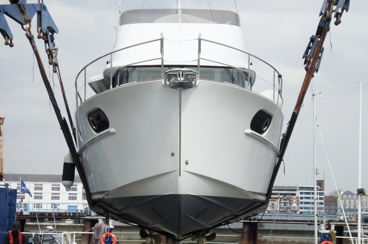 UK Docks Gosport Leisure Boat Repairs.jpg