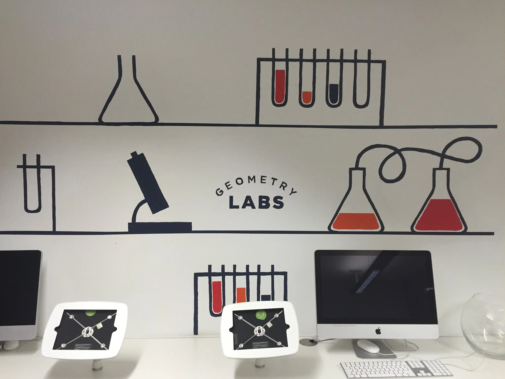 This was another room called "Geometry LABS" where all new technology was used (drones, augmented reality, tablets, projections...)