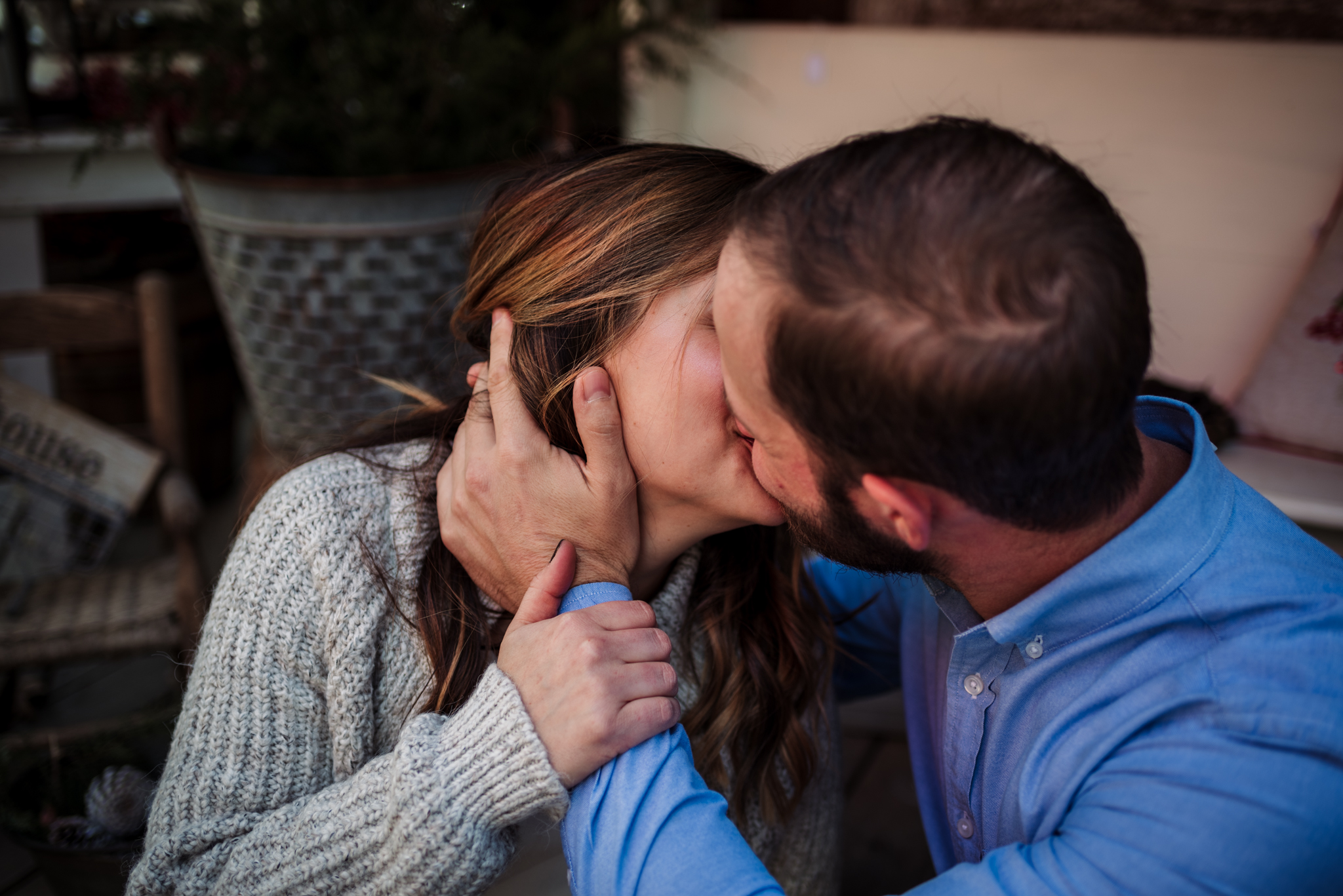 having-a-slow-kiss-during-the-engagement-session.jpg