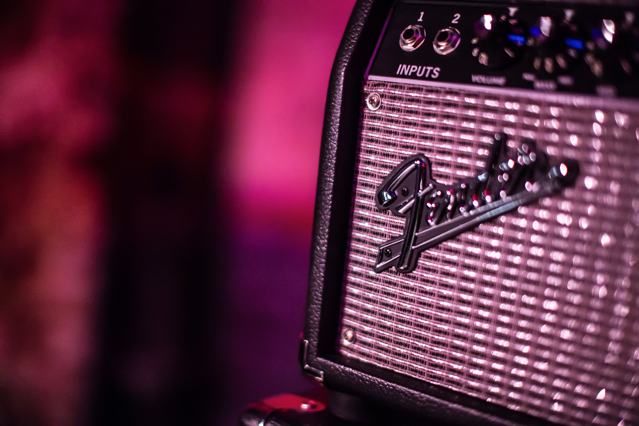 FENDER Metallic Print 