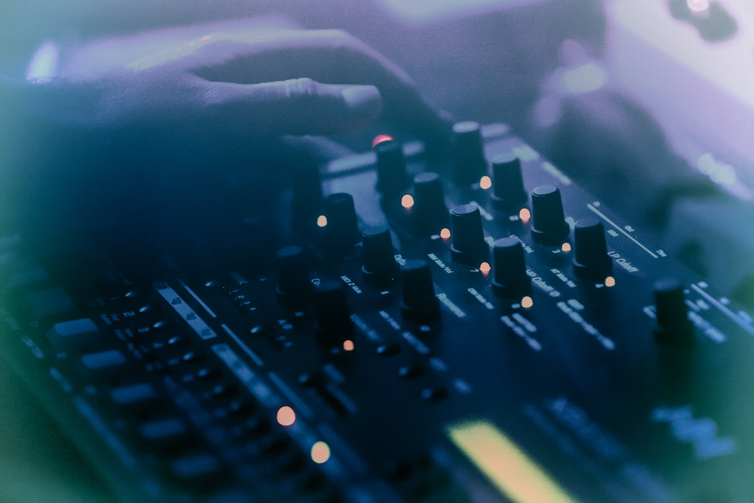 SOUNDBOX Metallic Print 