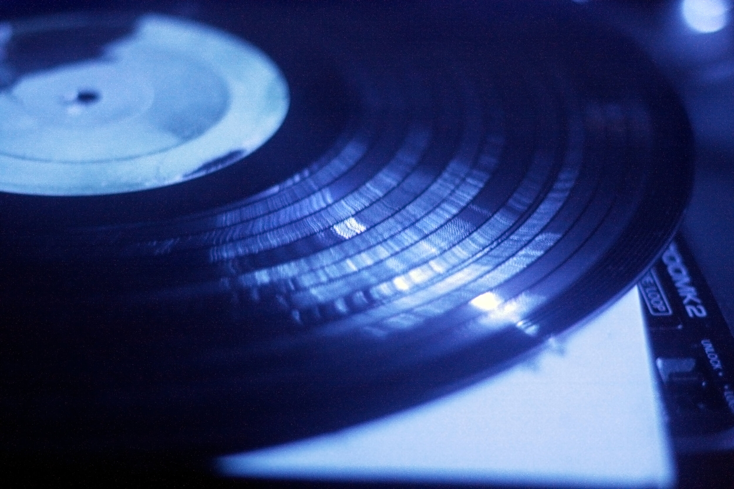 GROOVE Metallic Print 