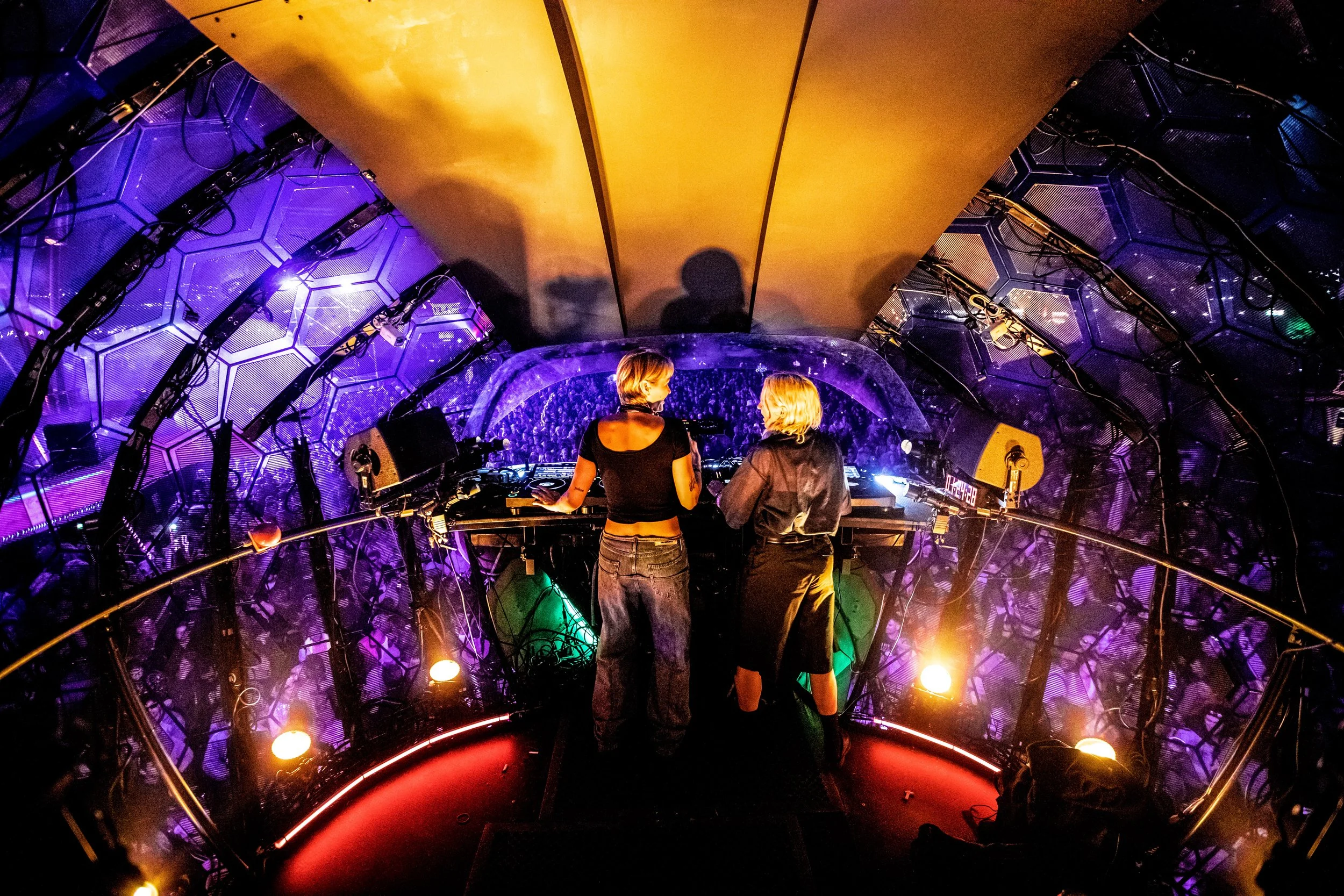 HAAI&KIKI.DRAGONFLY.ARCADIA.GLASTO2 copy.jpg