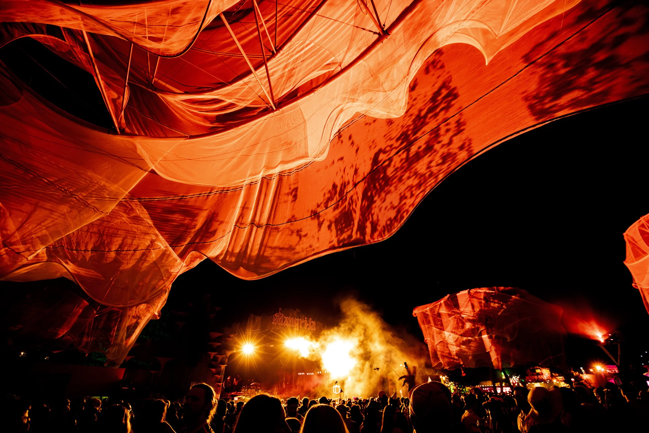 SHANGRI-LA 2025.GLASTO.SARAHGINN.59.jpg