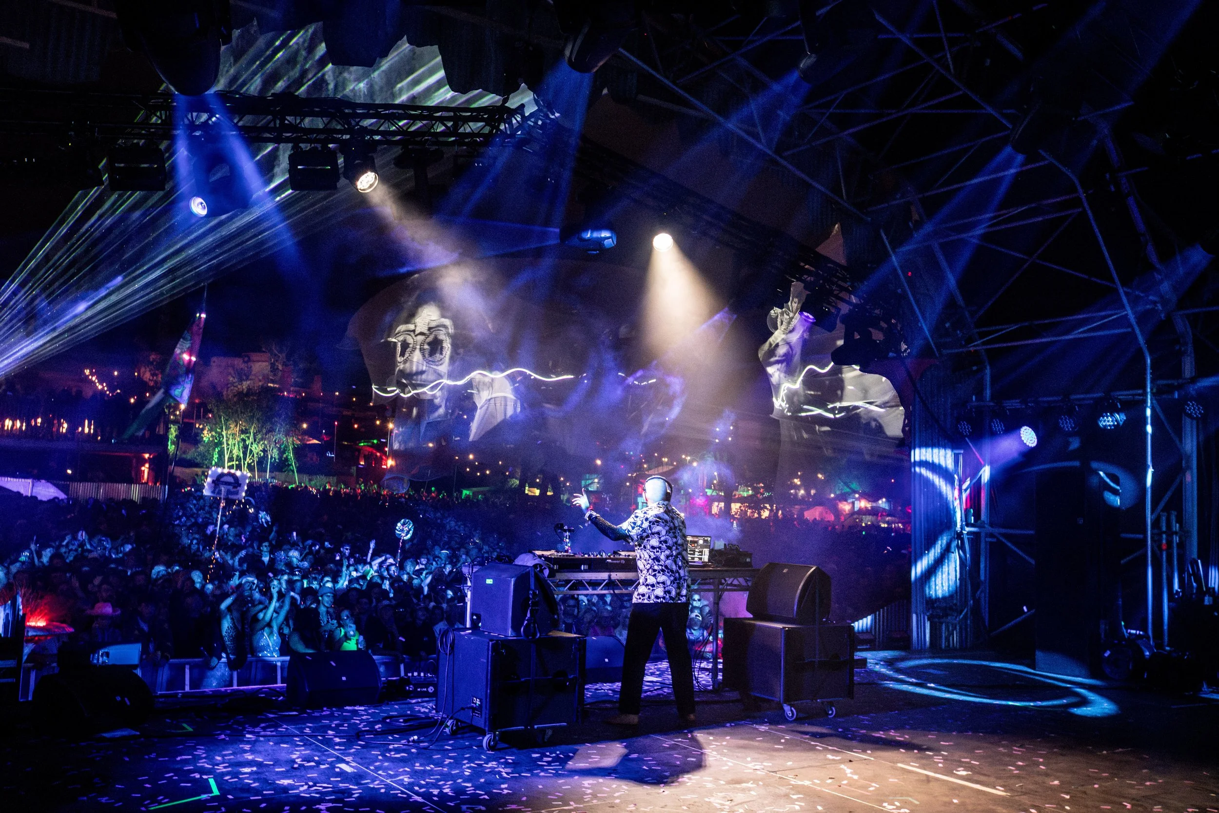 SHANGRI-LA 2025.GLASTO.SARAHGINN.225.jpg