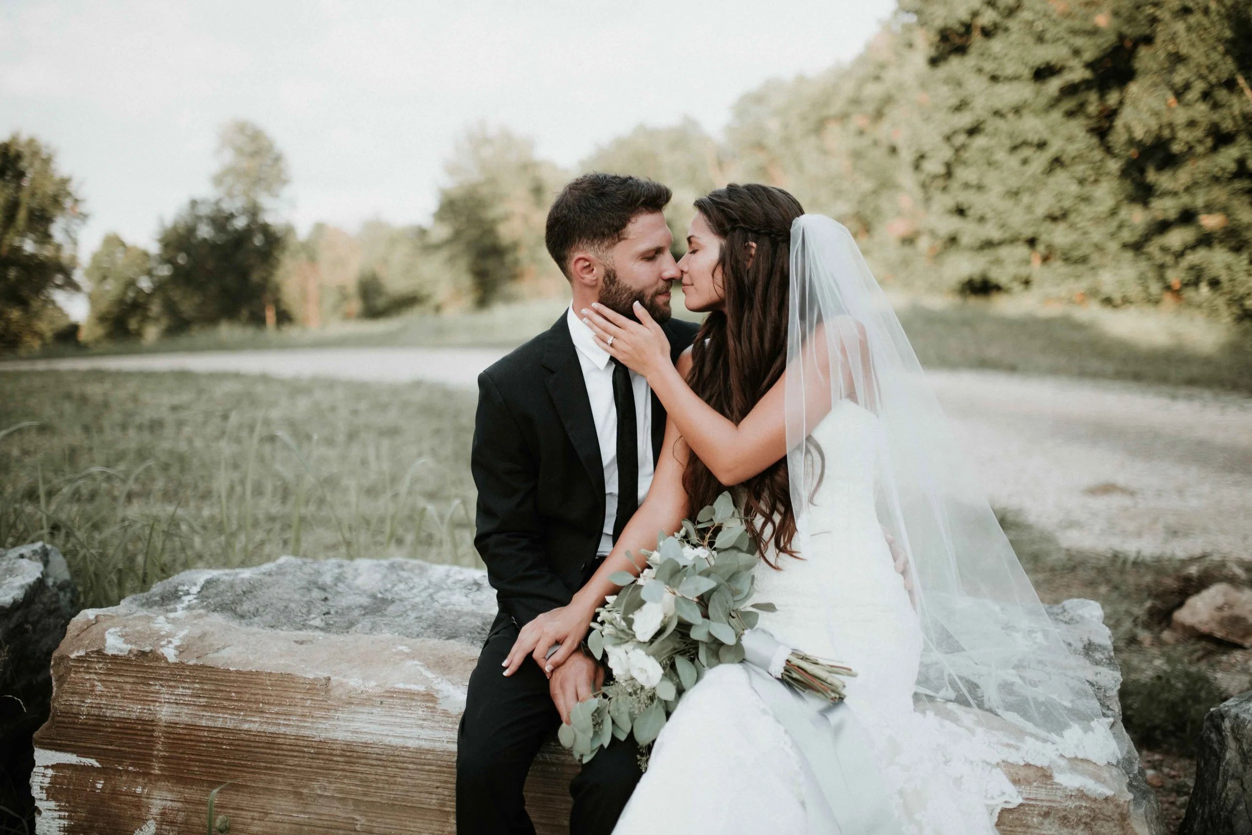 Northwest Arkansas Destination Wedding Photographer-2.jpg